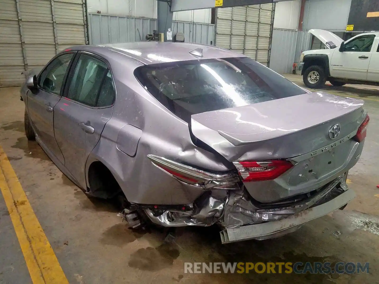 3 Photograph of a damaged car 4T1B11HK5KU211171 TOYOTA CAMRY 2019