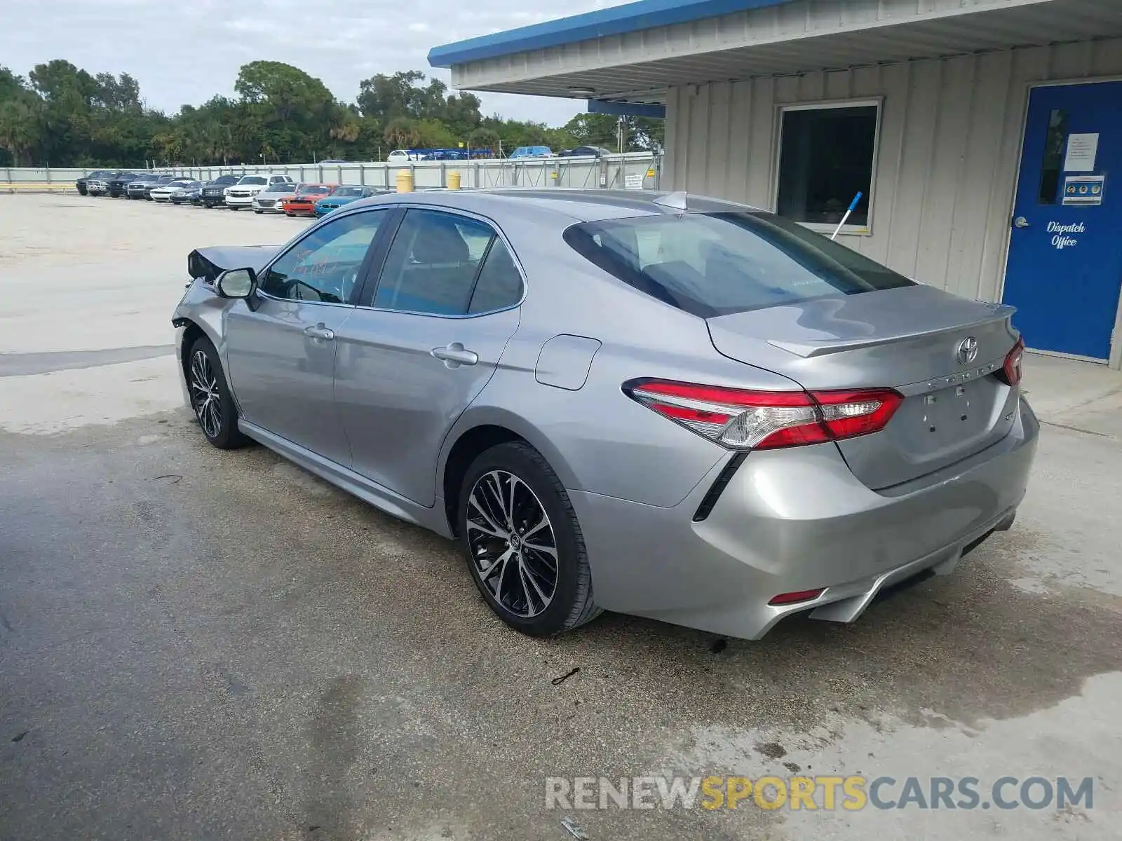 3 Photograph of a damaged car 4T1B11HK5KU213390 TOYOTA CAMRY 2019