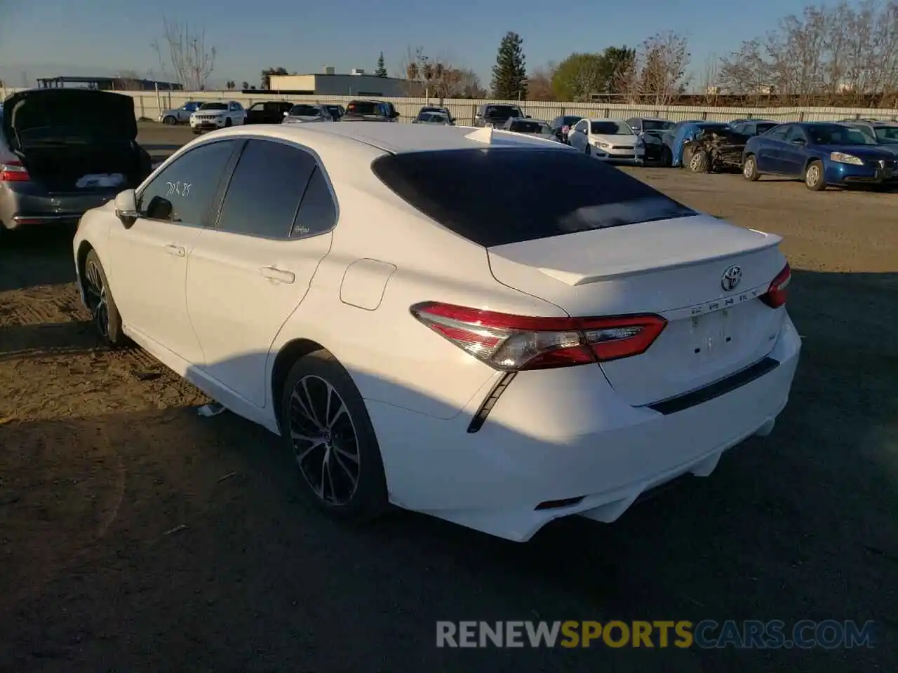 3 Photograph of a damaged car 4T1B11HK5KU214541 TOYOTA CAMRY 2019