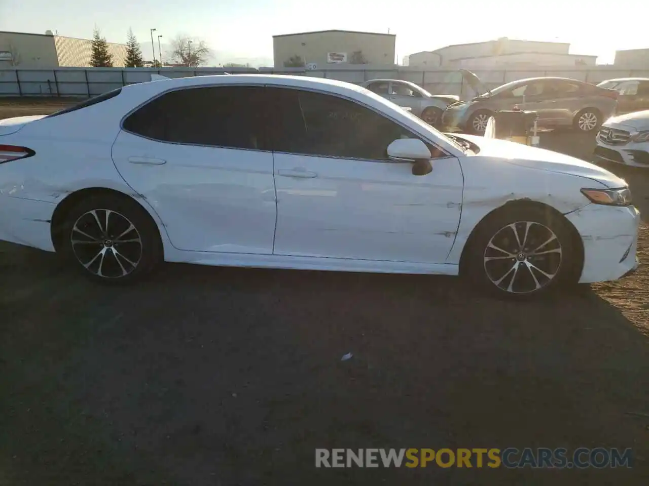 9 Photograph of a damaged car 4T1B11HK5KU214541 TOYOTA CAMRY 2019