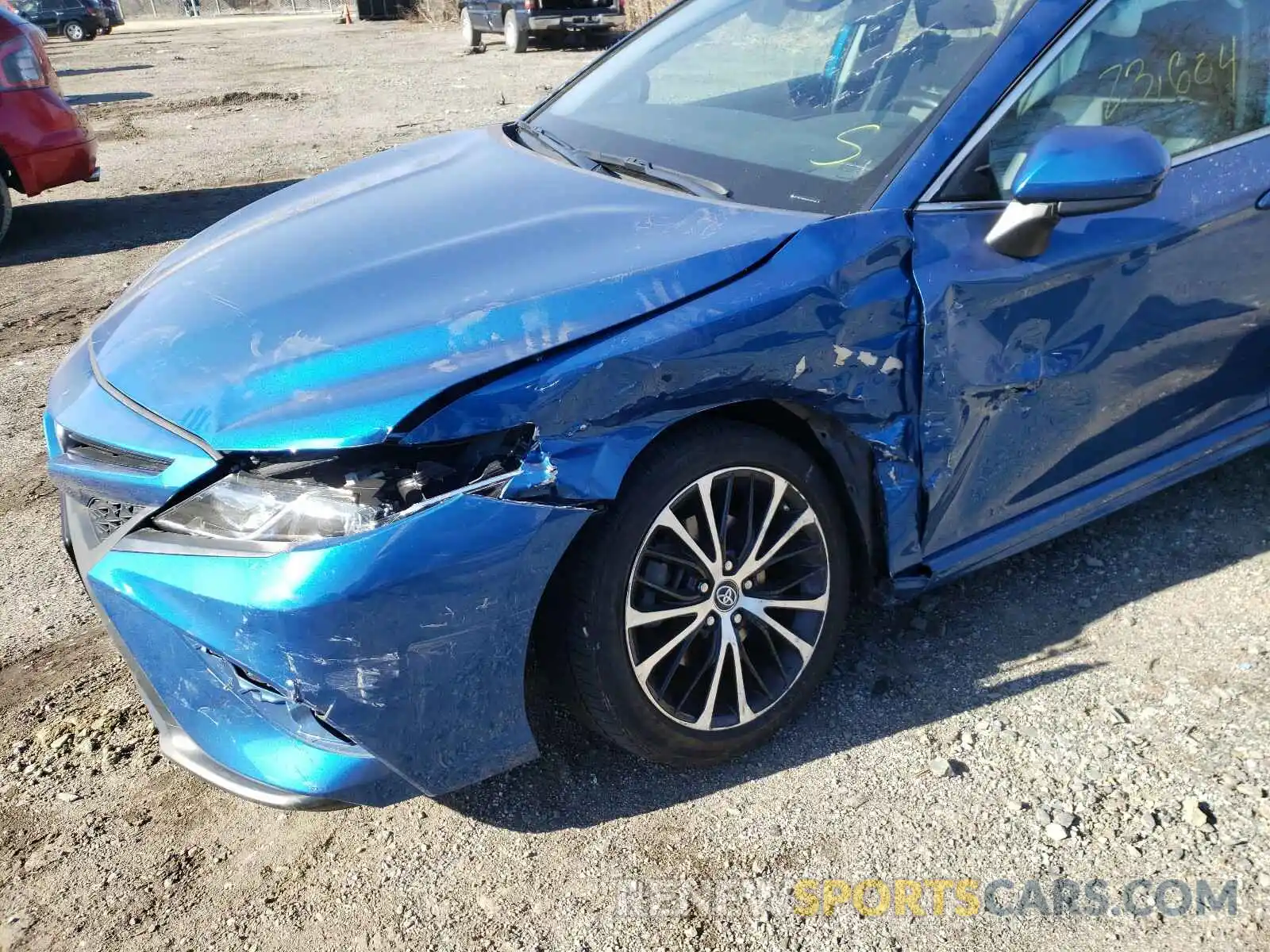 9 Photograph of a damaged car 4T1B11HK5KU215205 TOYOTA CAMRY 2019