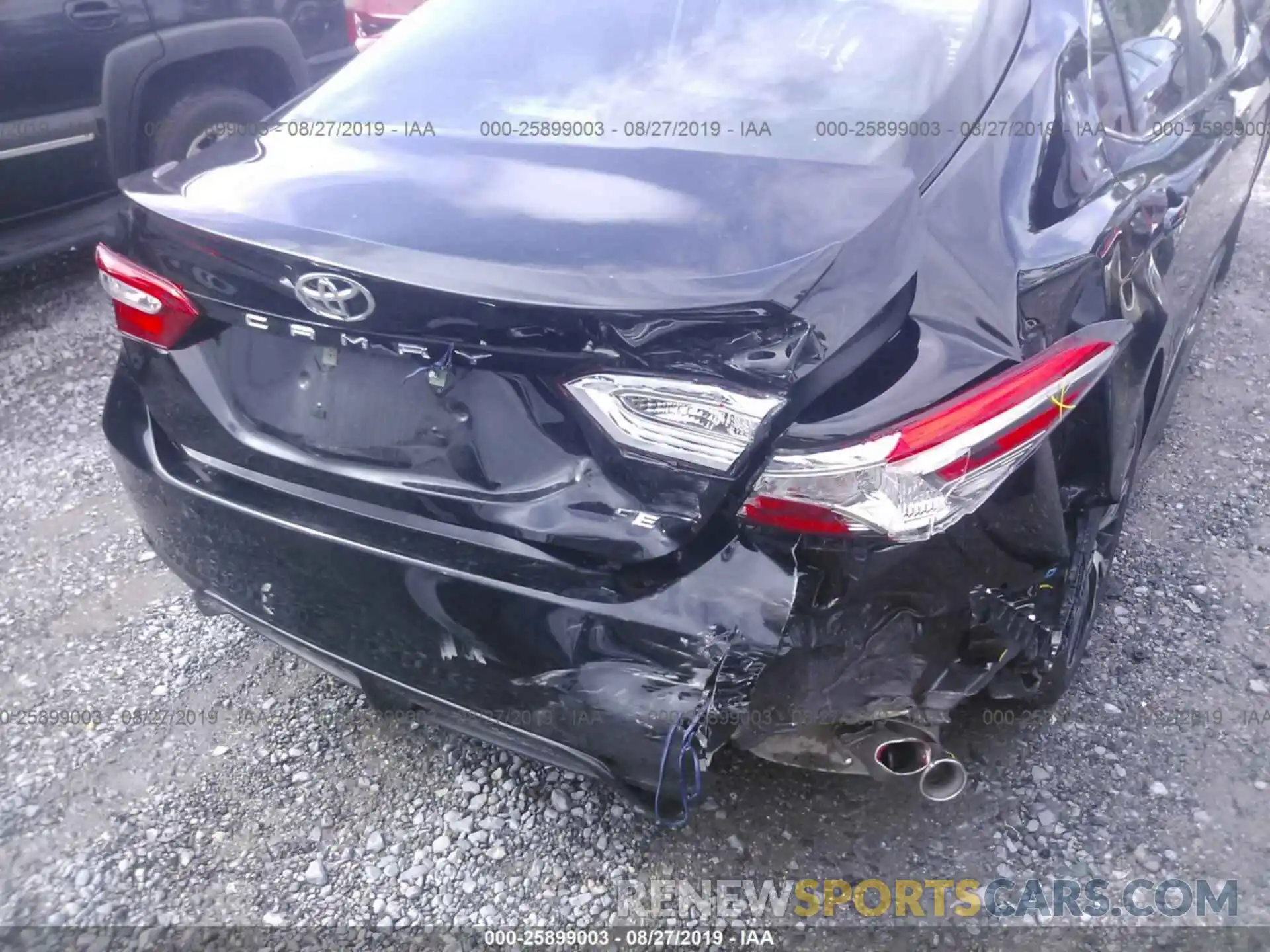 6 Photograph of a damaged car 4T1B11HK5KU215303 TOYOTA CAMRY 2019