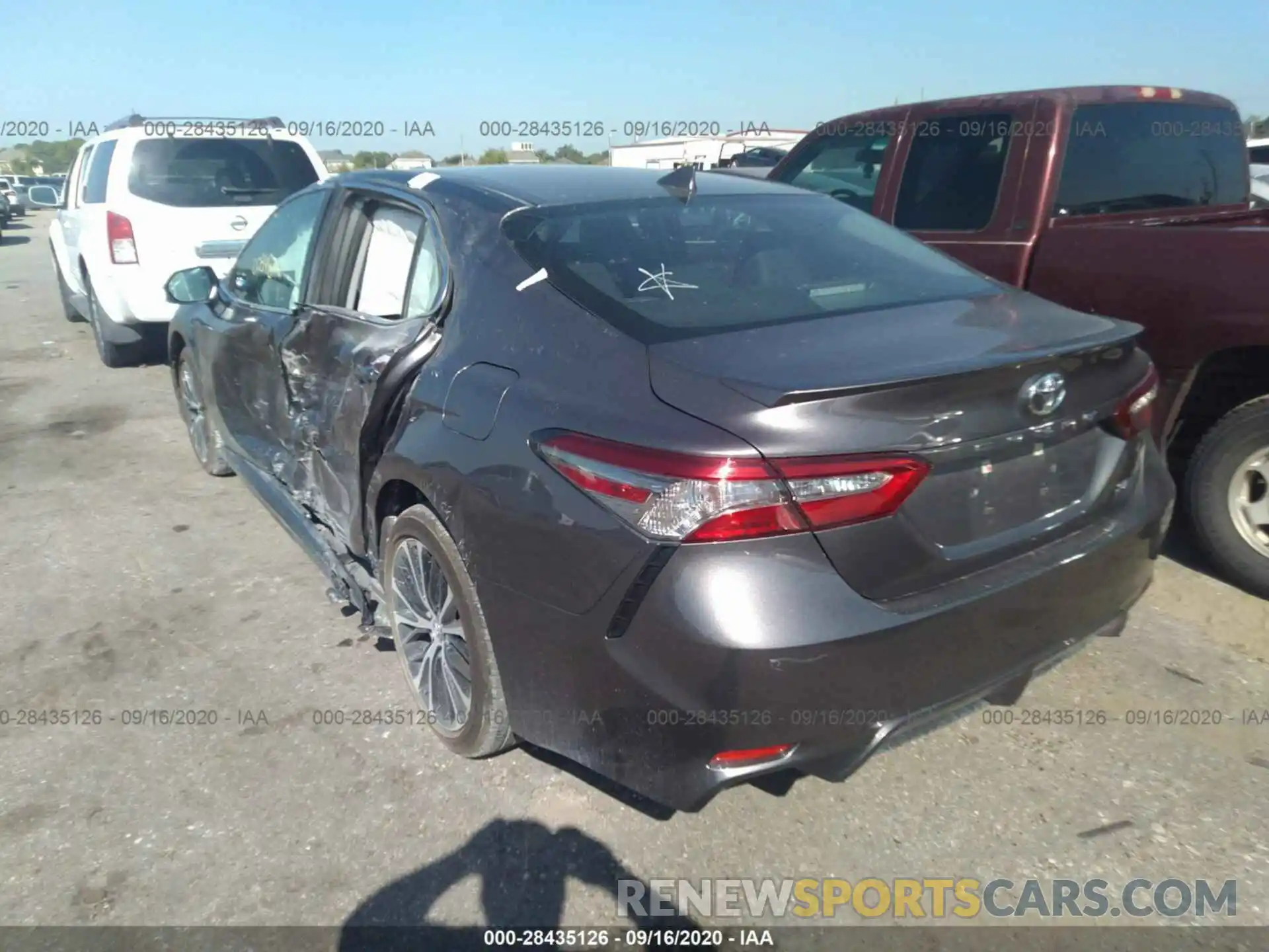 3 Photograph of a damaged car 4T1B11HK5KU216578 TOYOTA CAMRY 2019