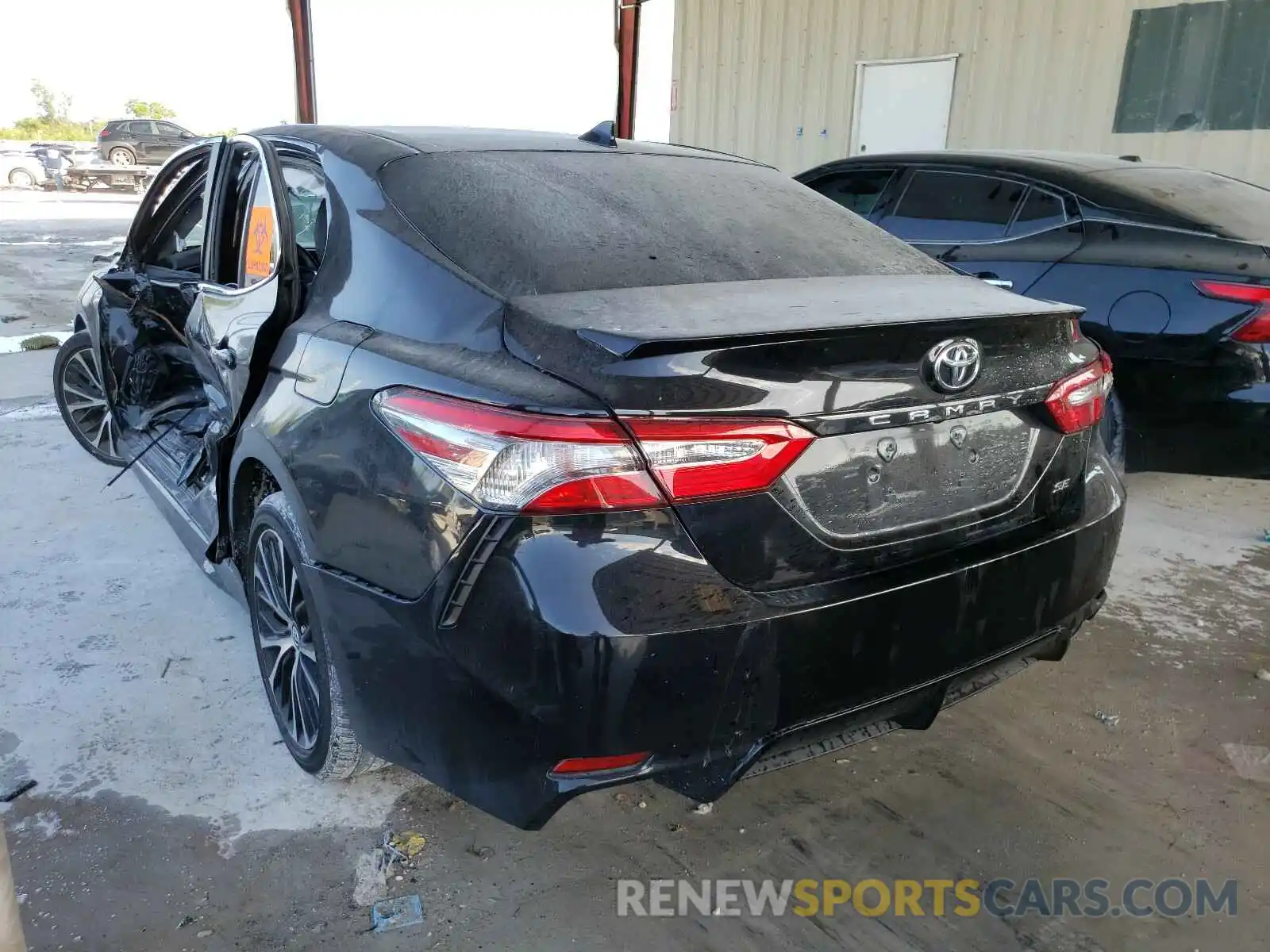 3 Photograph of a damaged car 4T1B11HK5KU218346 TOYOTA CAMRY 2019