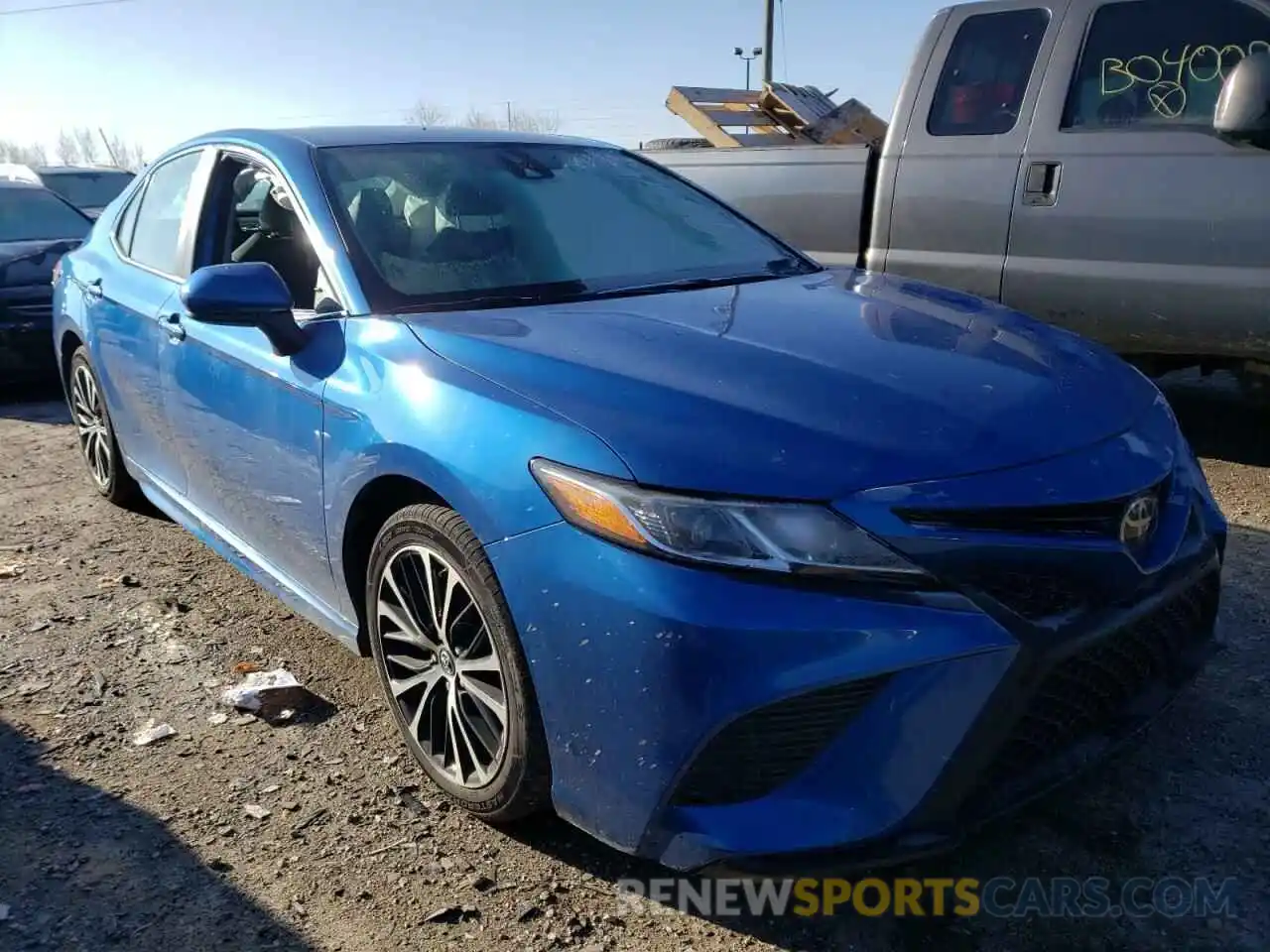 1 Photograph of a damaged car 4T1B11HK5KU218945 TOYOTA CAMRY 2019