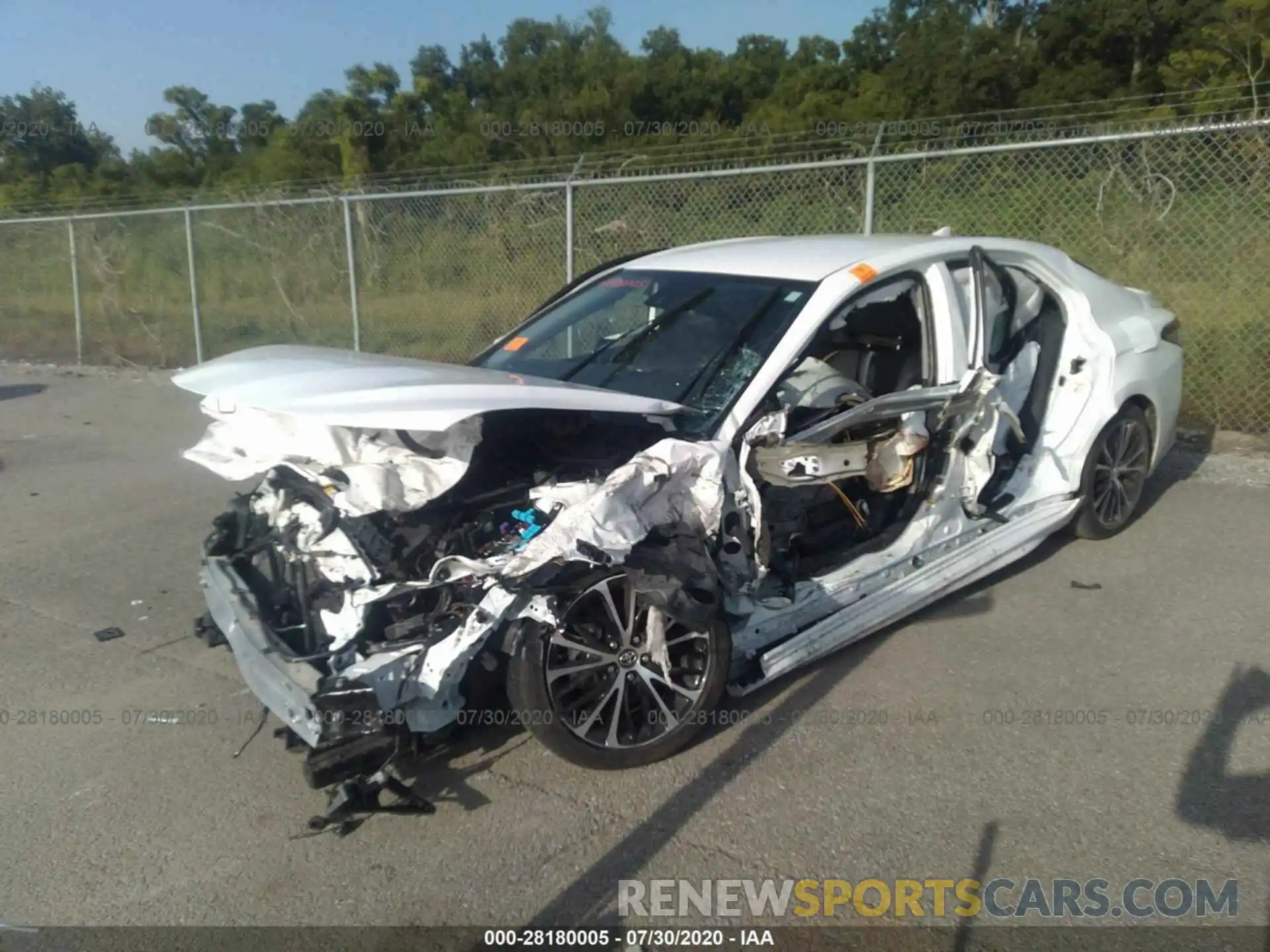 2 Photograph of a damaged car 4T1B11HK5KU220968 TOYOTA CAMRY 2019