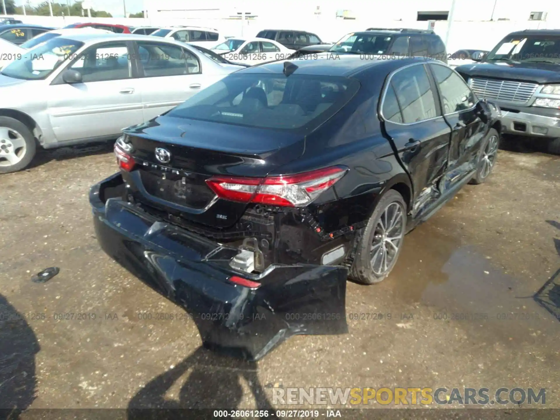 4 Photograph of a damaged car 4T1B11HK5KU222199 TOYOTA CAMRY 2019