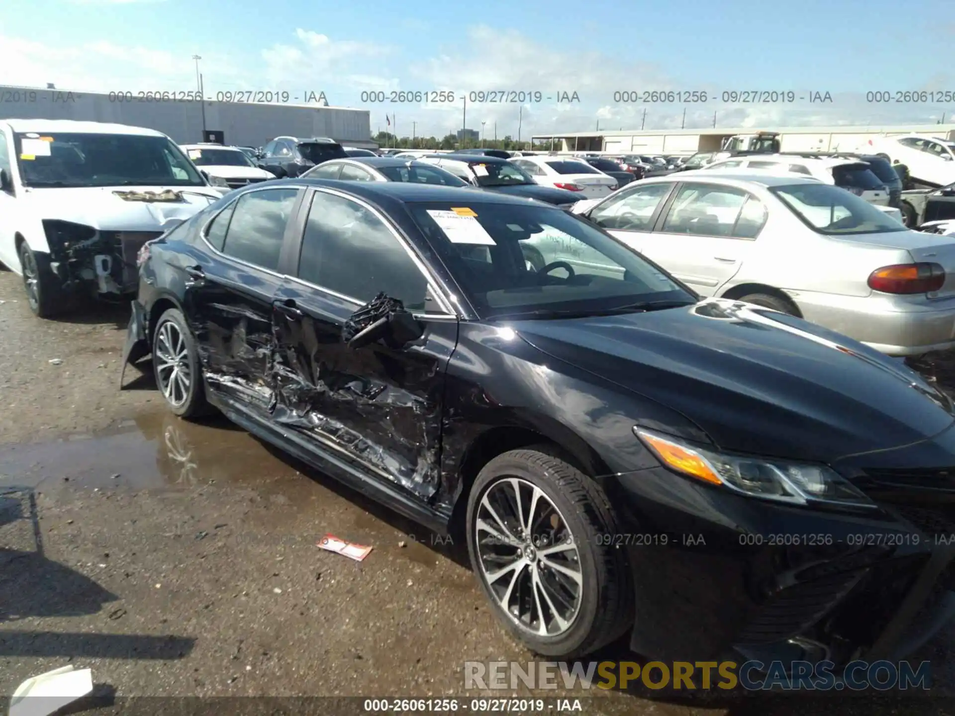 6 Photograph of a damaged car 4T1B11HK5KU222199 TOYOTA CAMRY 2019