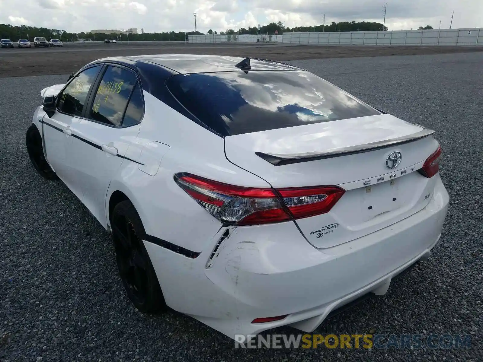 3 Photograph of a damaged car 4T1B11HK5KU223143 TOYOTA CAMRY 2019