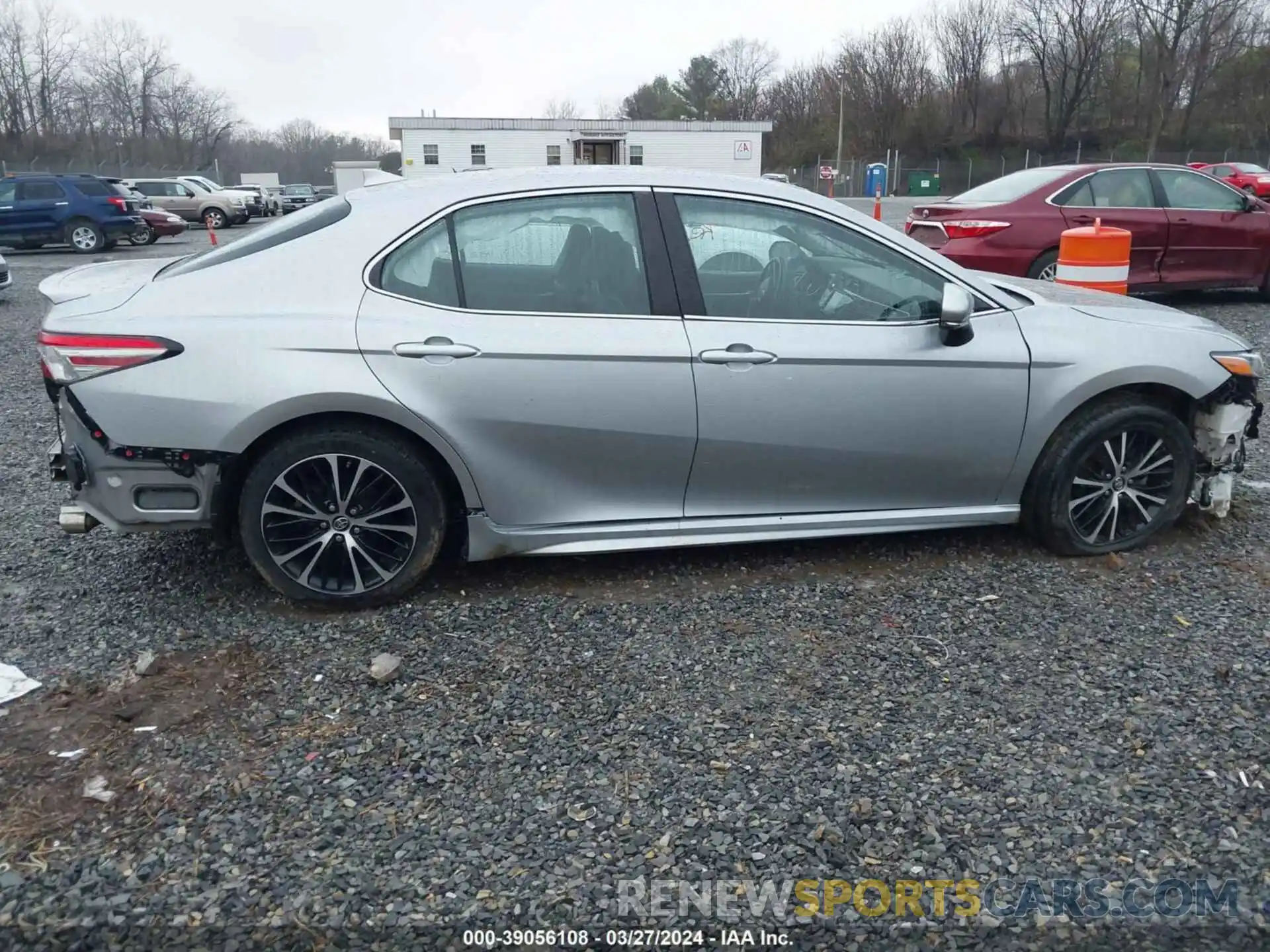 12 Photograph of a damaged car 4T1B11HK5KU223241 TOYOTA CAMRY 2019