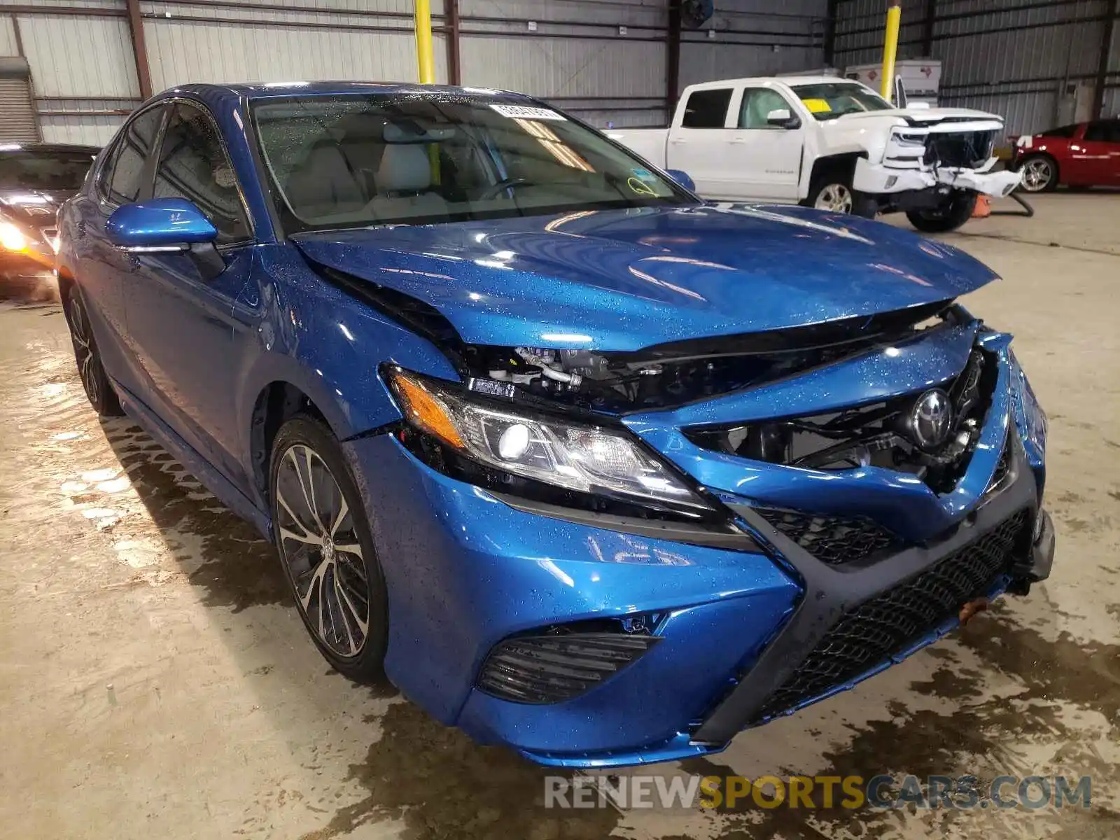 1 Photograph of a damaged car 4T1B11HK5KU223594 TOYOTA CAMRY 2019