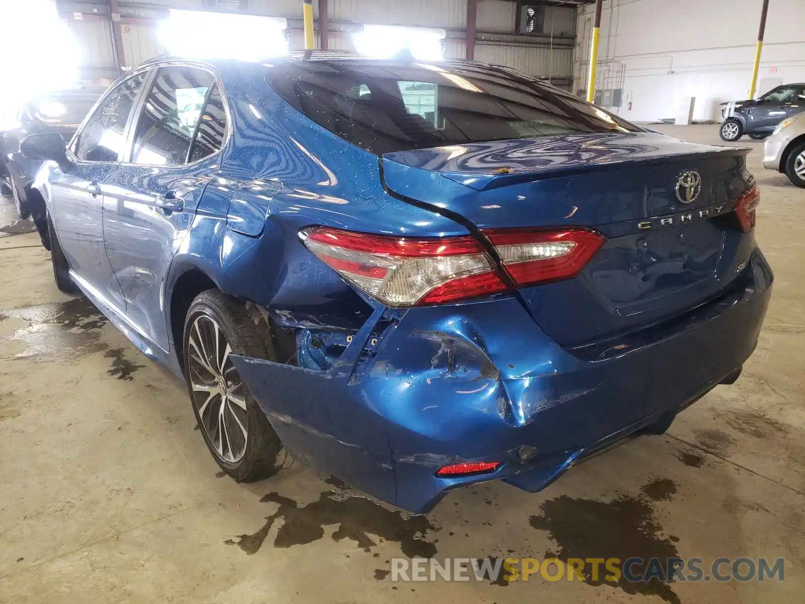 3 Photograph of a damaged car 4T1B11HK5KU223594 TOYOTA CAMRY 2019