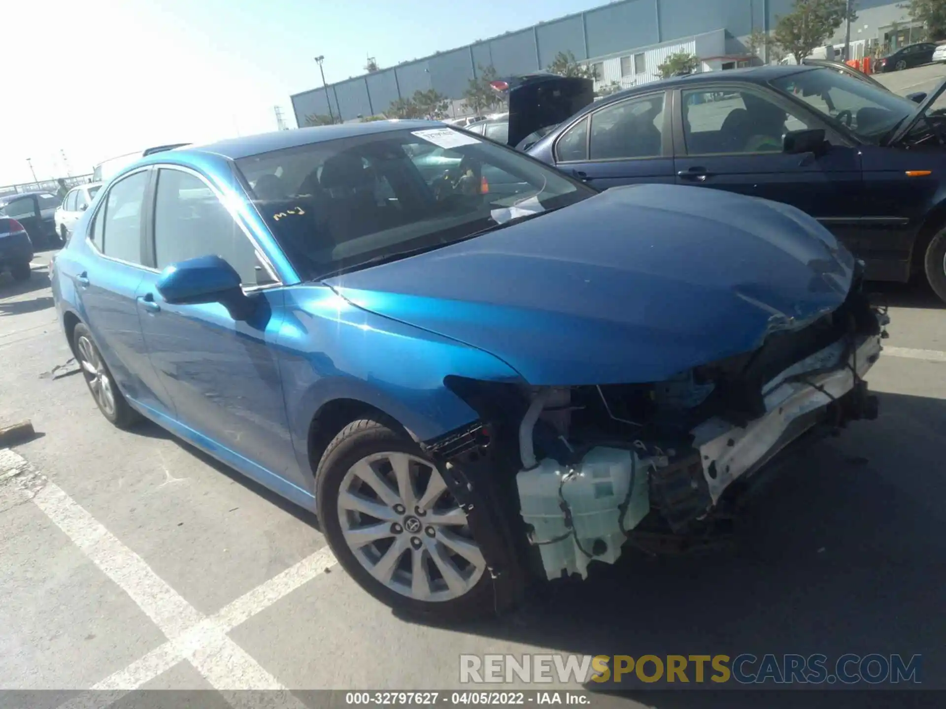 1 Photograph of a damaged car 4T1B11HK5KU224499 TOYOTA CAMRY 2019