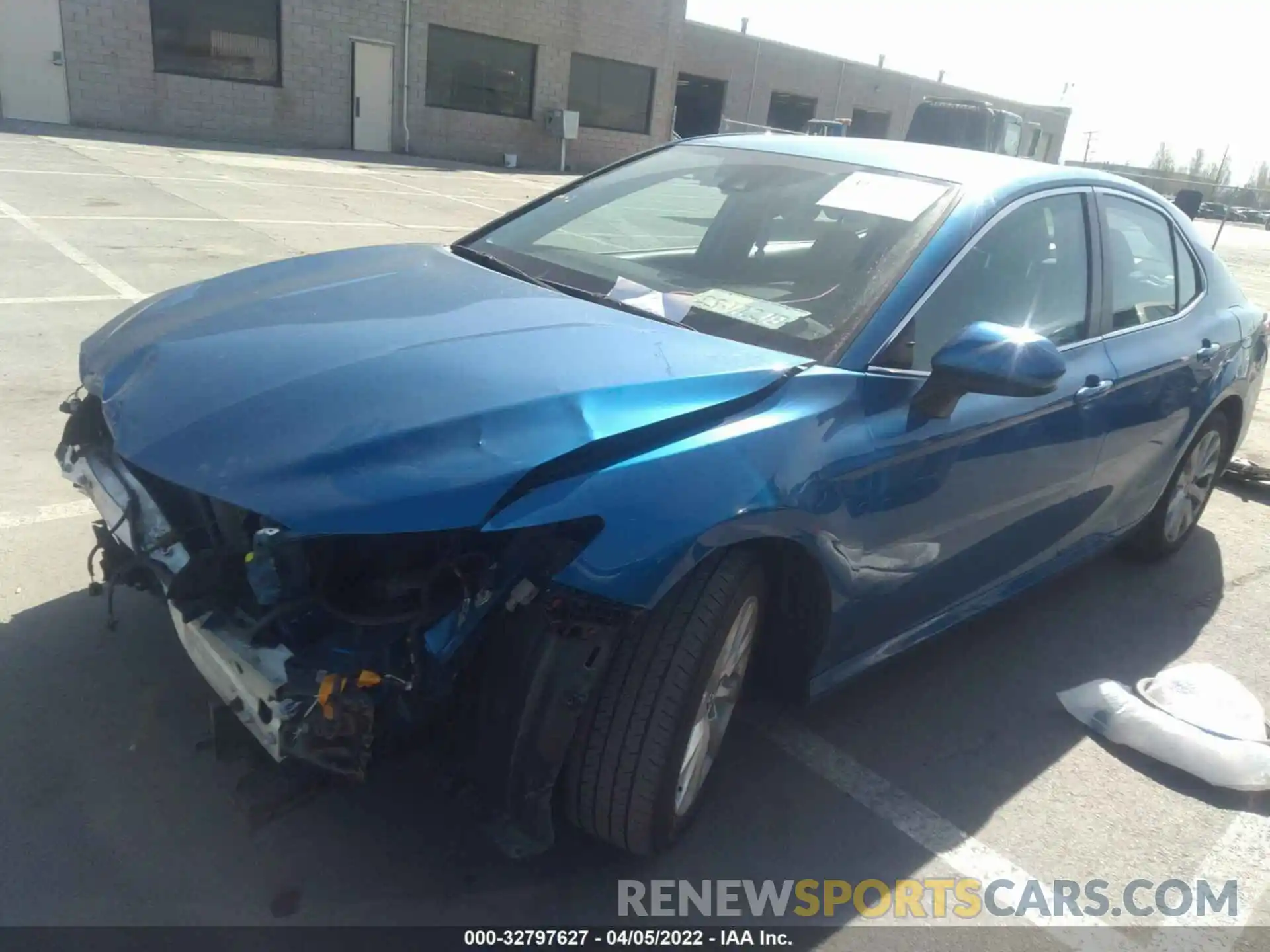 2 Photograph of a damaged car 4T1B11HK5KU224499 TOYOTA CAMRY 2019