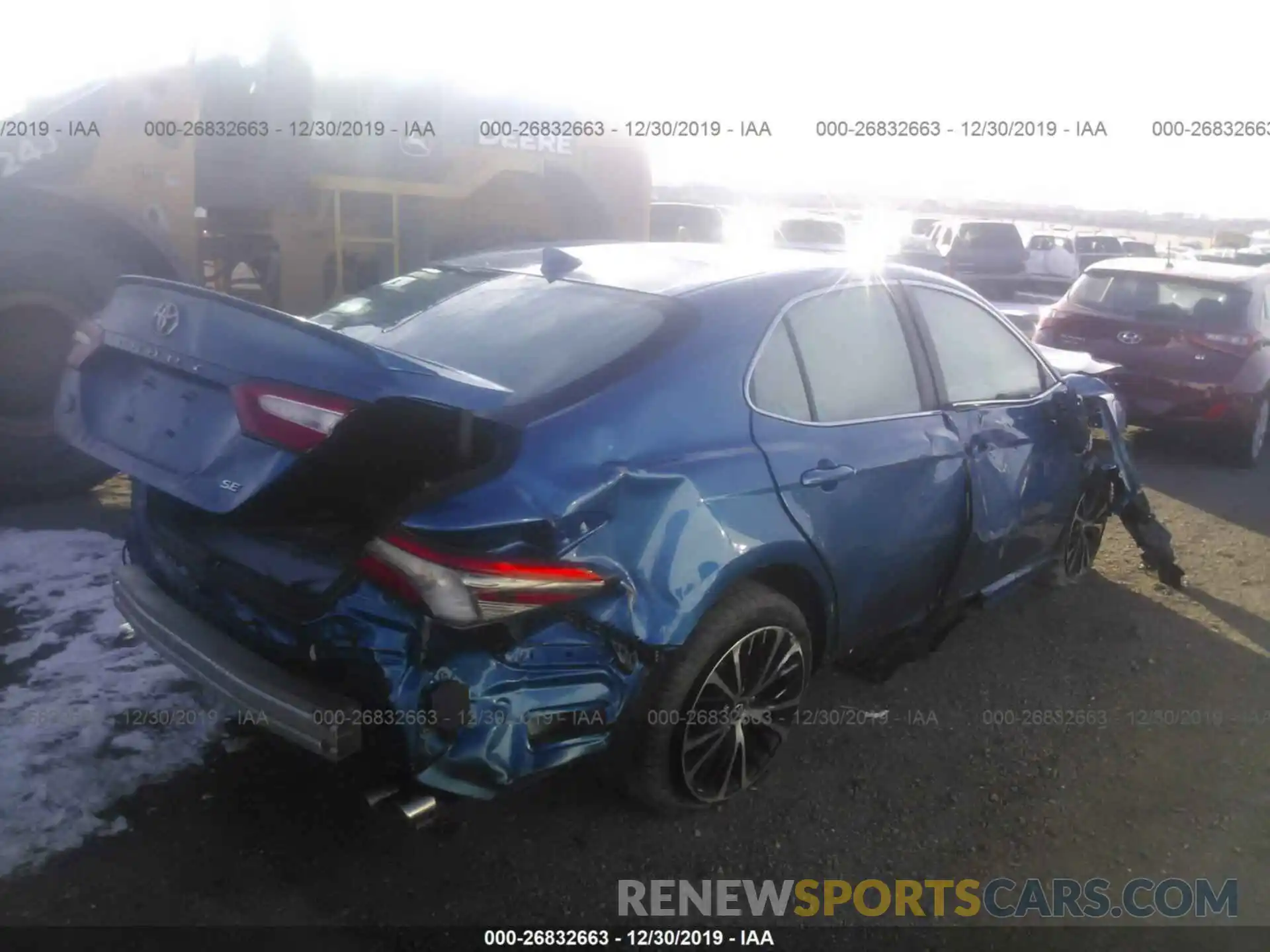 4 Photograph of a damaged car 4T1B11HK5KU224583 TOYOTA CAMRY 2019