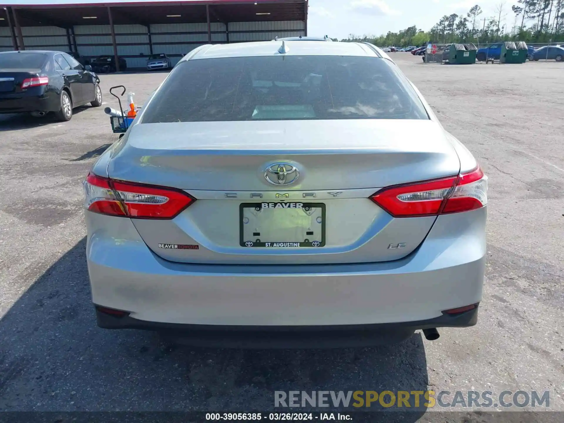 16 Photograph of a damaged car 4T1B11HK5KU224695 TOYOTA CAMRY 2019