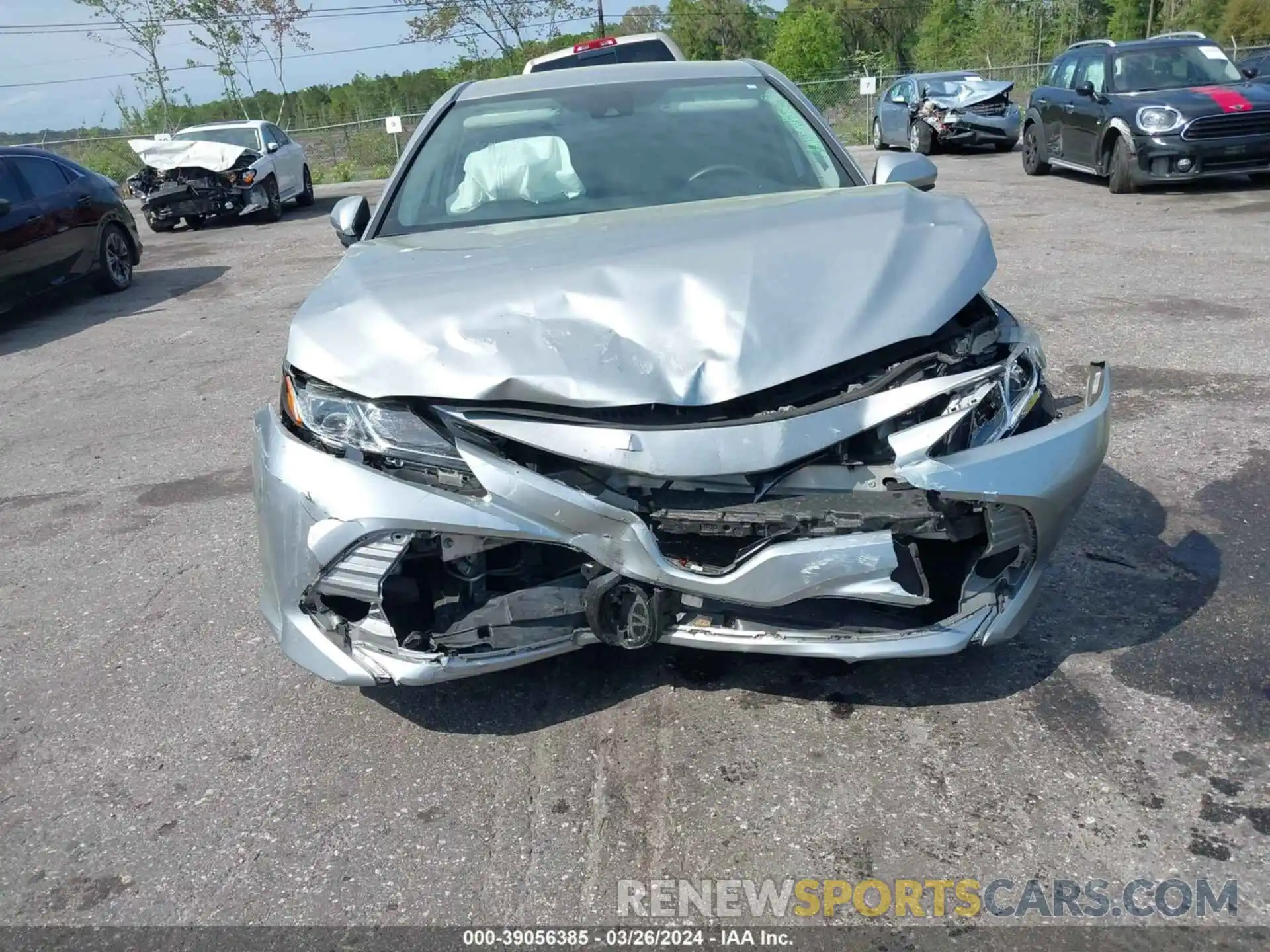 6 Photograph of a damaged car 4T1B11HK5KU224695 TOYOTA CAMRY 2019