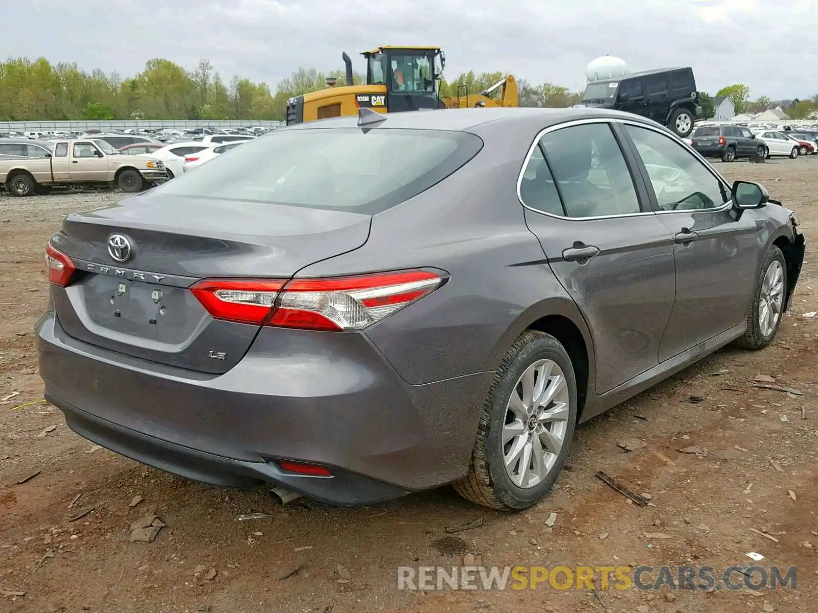 4 Photograph of a damaged car 4T1B11HK5KU226737 TOYOTA CAMRY 2019