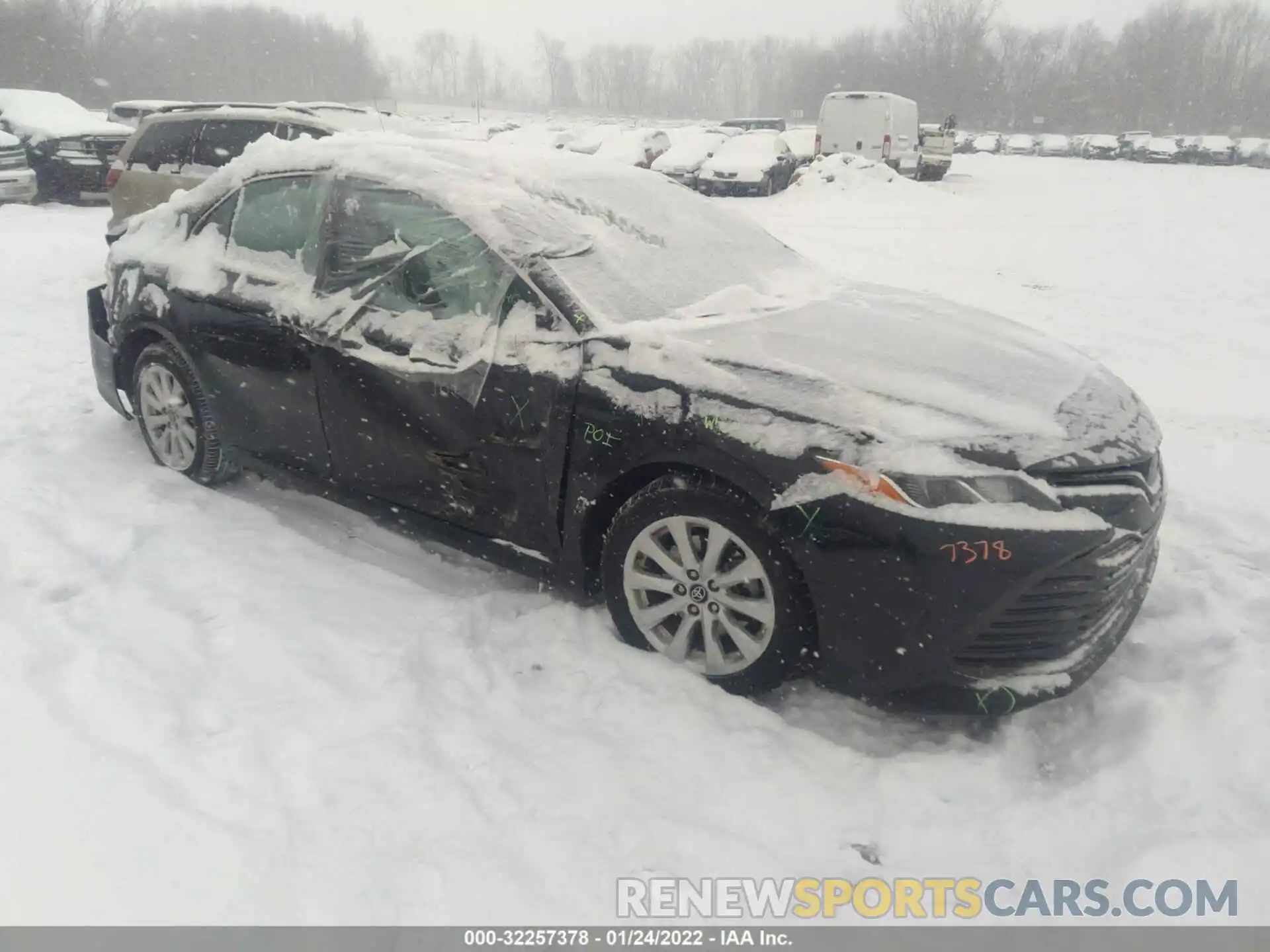 1 Photograph of a damaged car 4T1B11HK5KU226978 TOYOTA CAMRY 2019