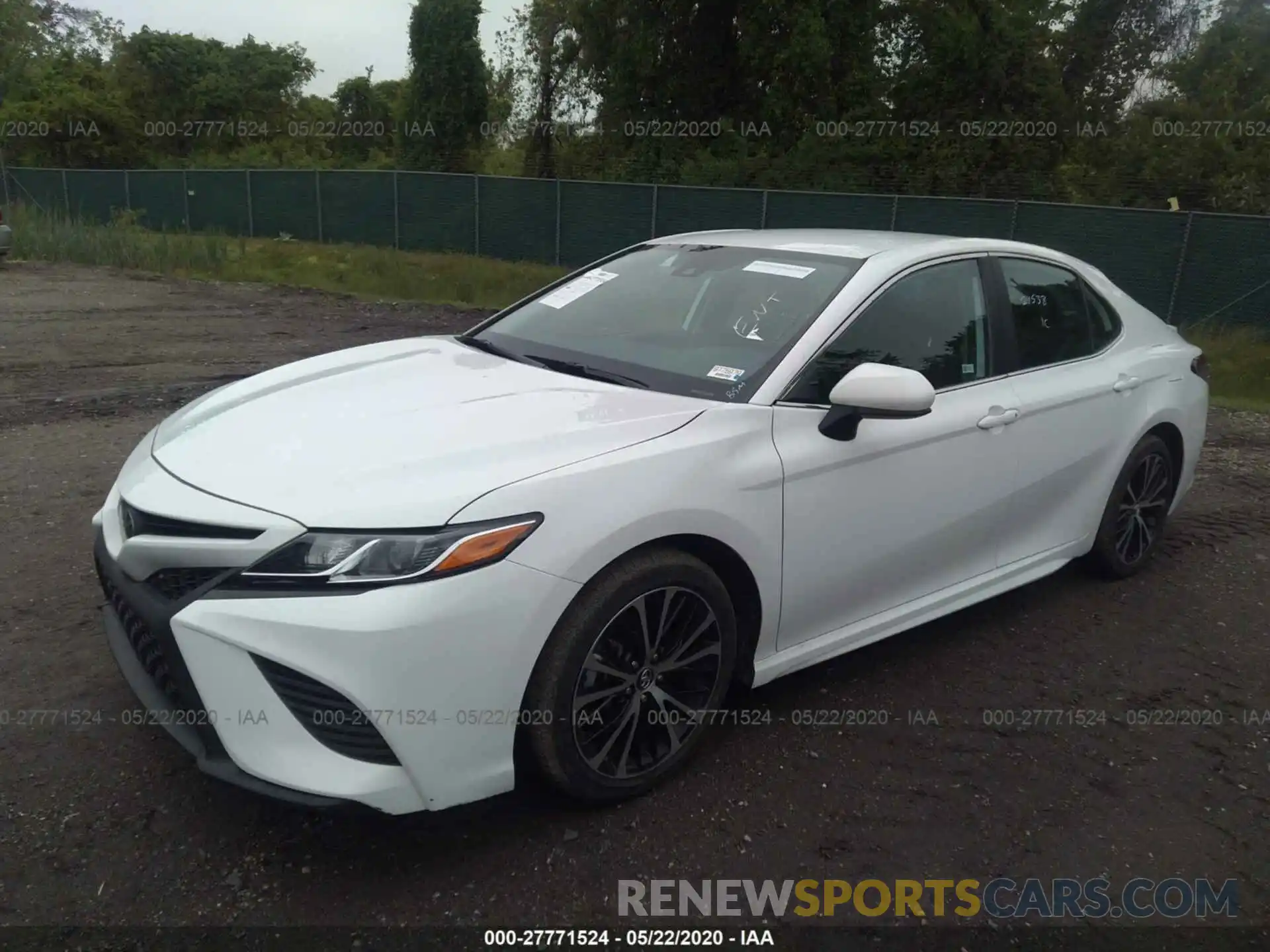 2 Photograph of a damaged car 4T1B11HK5KU227015 TOYOTA CAMRY 2019