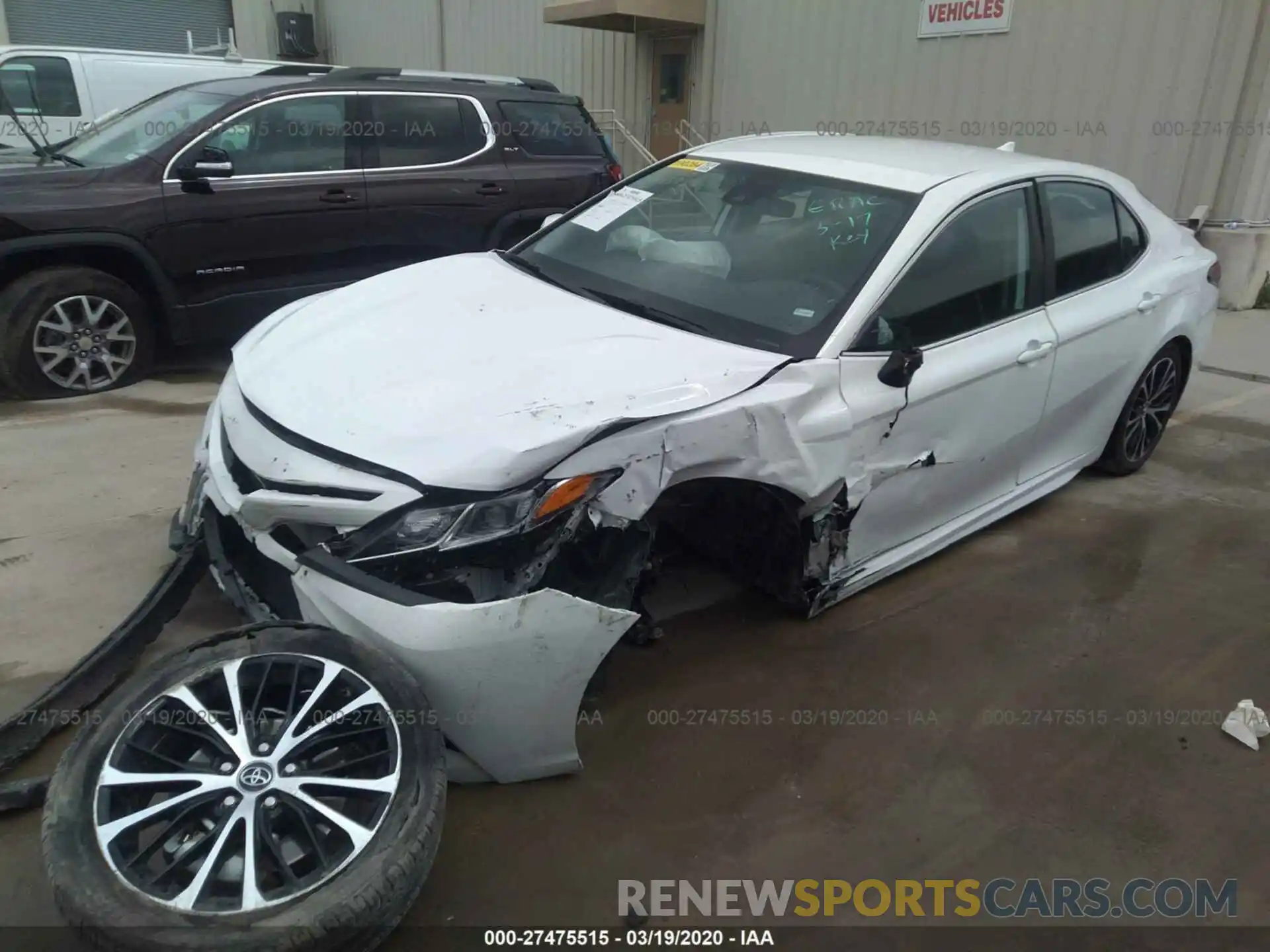 2 Photograph of a damaged car 4T1B11HK5KU227354 TOYOTA CAMRY 2019