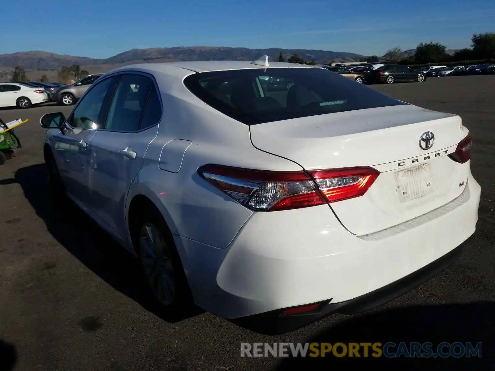 3 Photograph of a damaged car 4T1B11HK5KU229539 TOYOTA CAMRY 2019