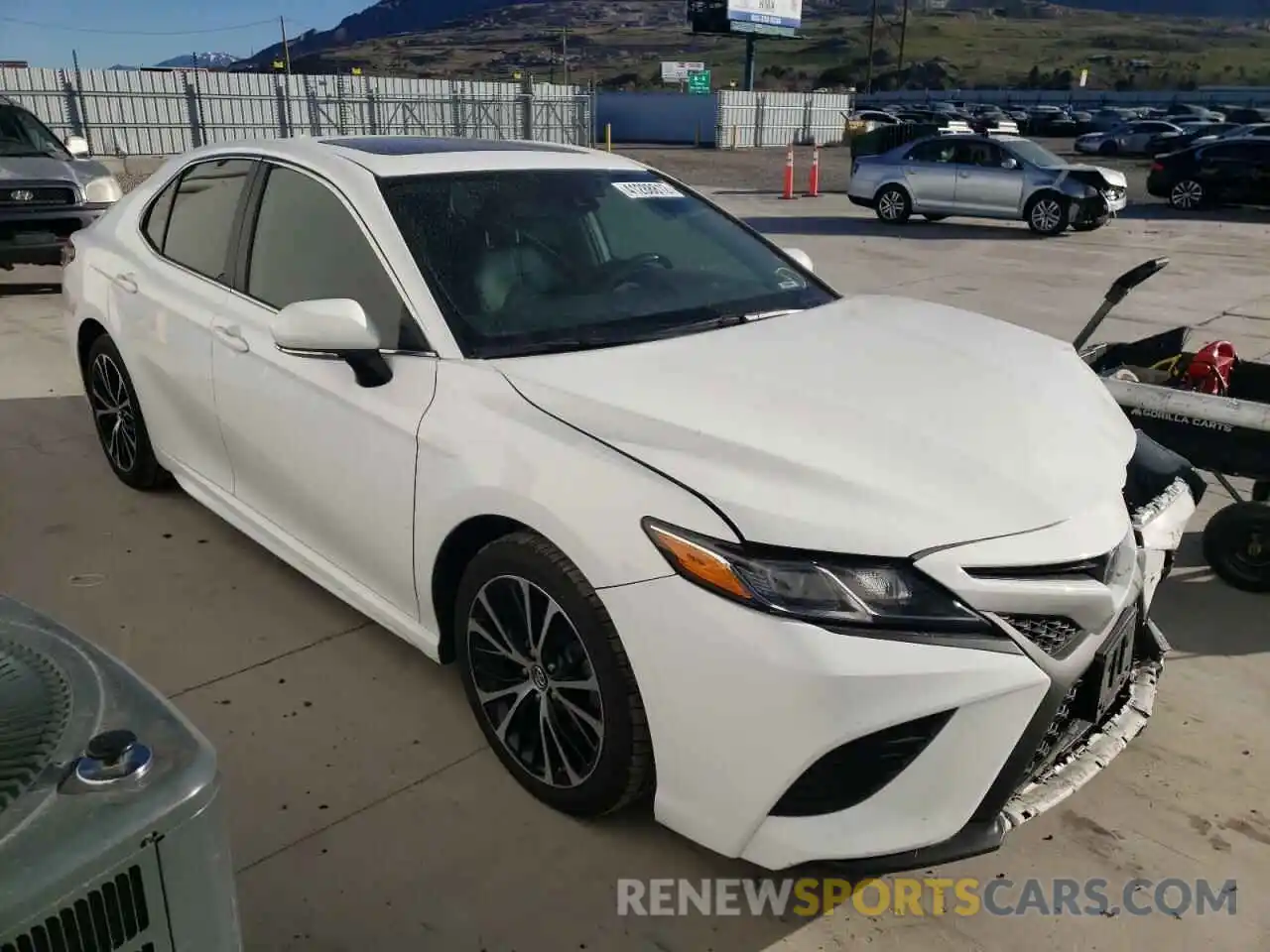 1 Photograph of a damaged car 4T1B11HK5KU229590 TOYOTA CAMRY 2019