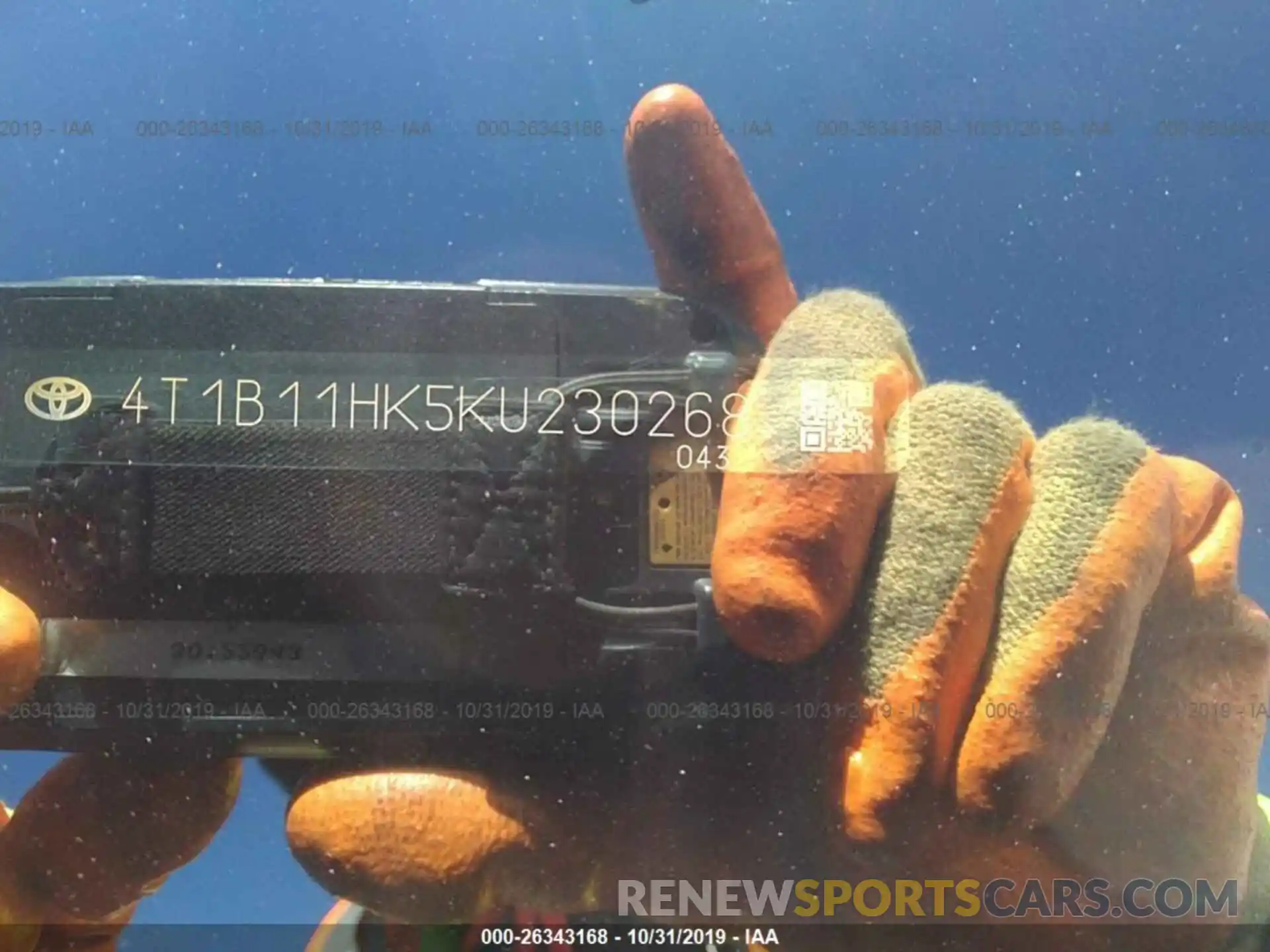 9 Photograph of a damaged car 4T1B11HK5KU230268 TOYOTA CAMRY 2019