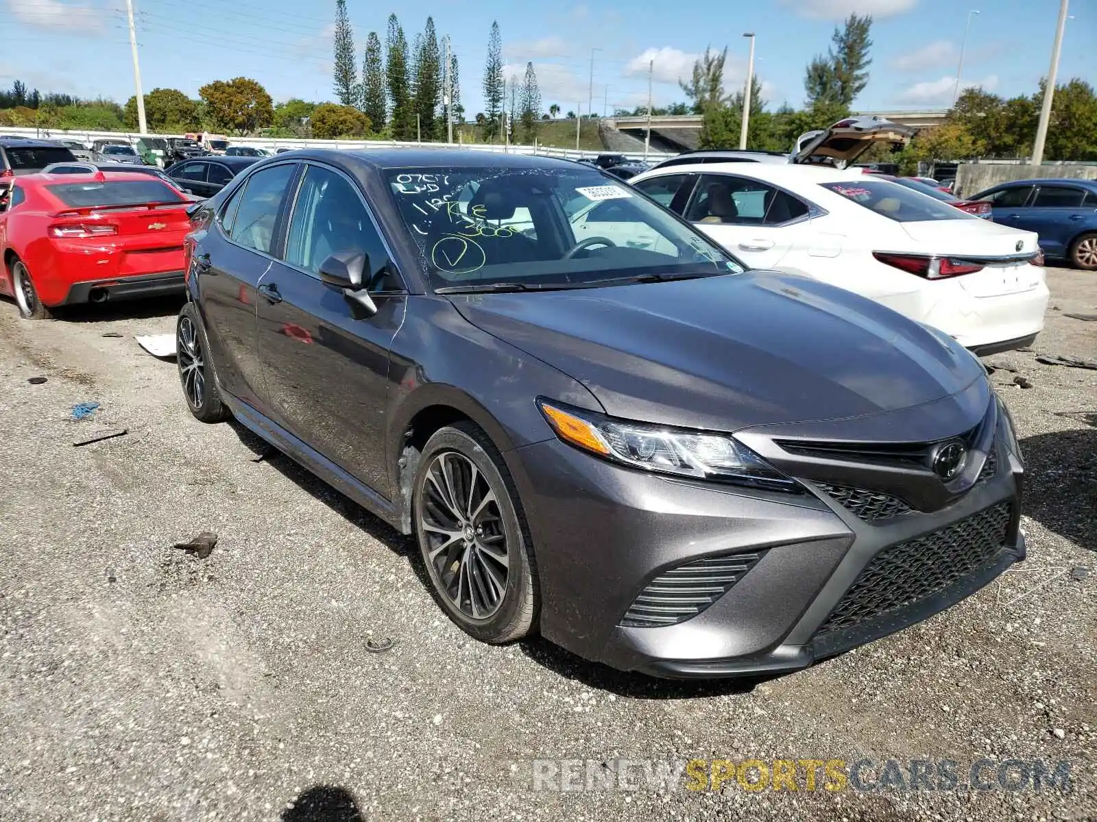 1 Photograph of a damaged car 4T1B11HK5KU230707 TOYOTA CAMRY 2019