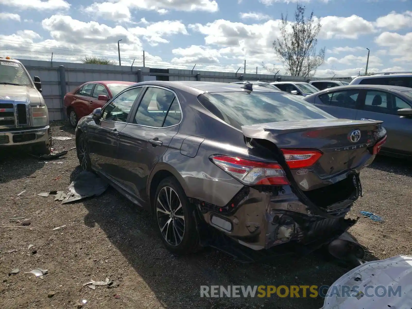 3 Photograph of a damaged car 4T1B11HK5KU230707 TOYOTA CAMRY 2019