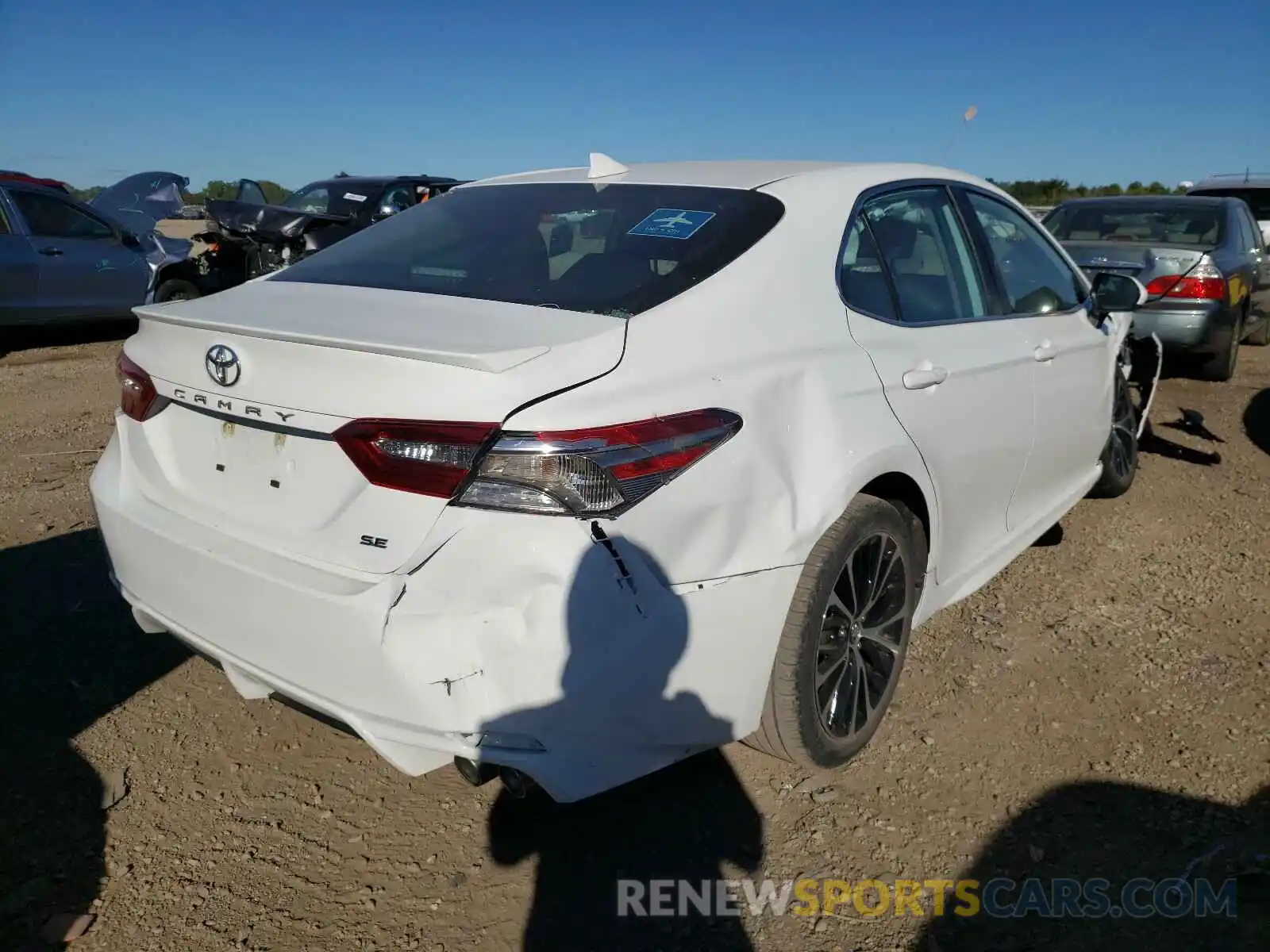 4 Photograph of a damaged car 4T1B11HK5KU231436 TOYOTA CAMRY 2019