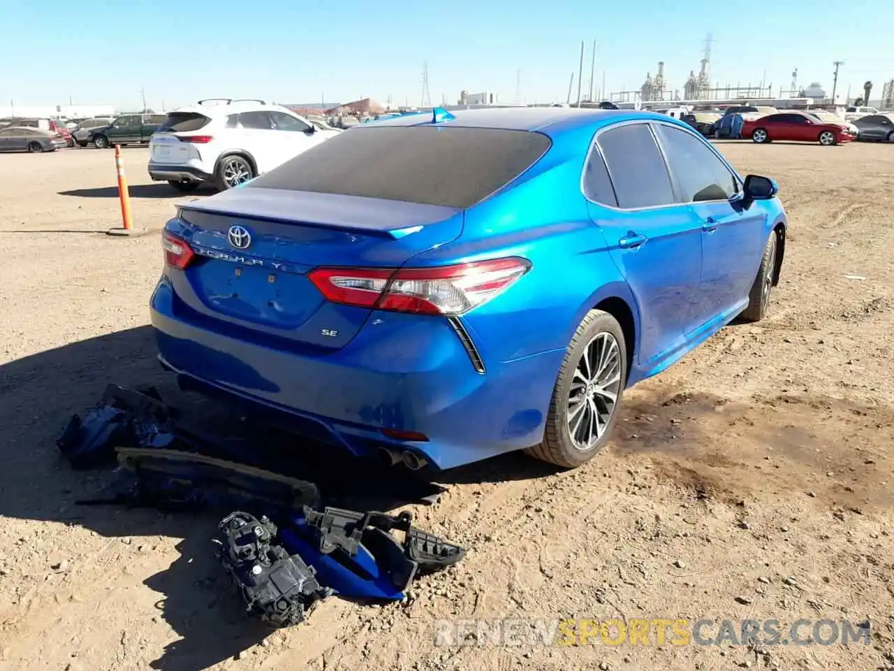 4 Фотография поврежденного автомобиля 4T1B11HK5KU232702 TOYOTA CAMRY 2019