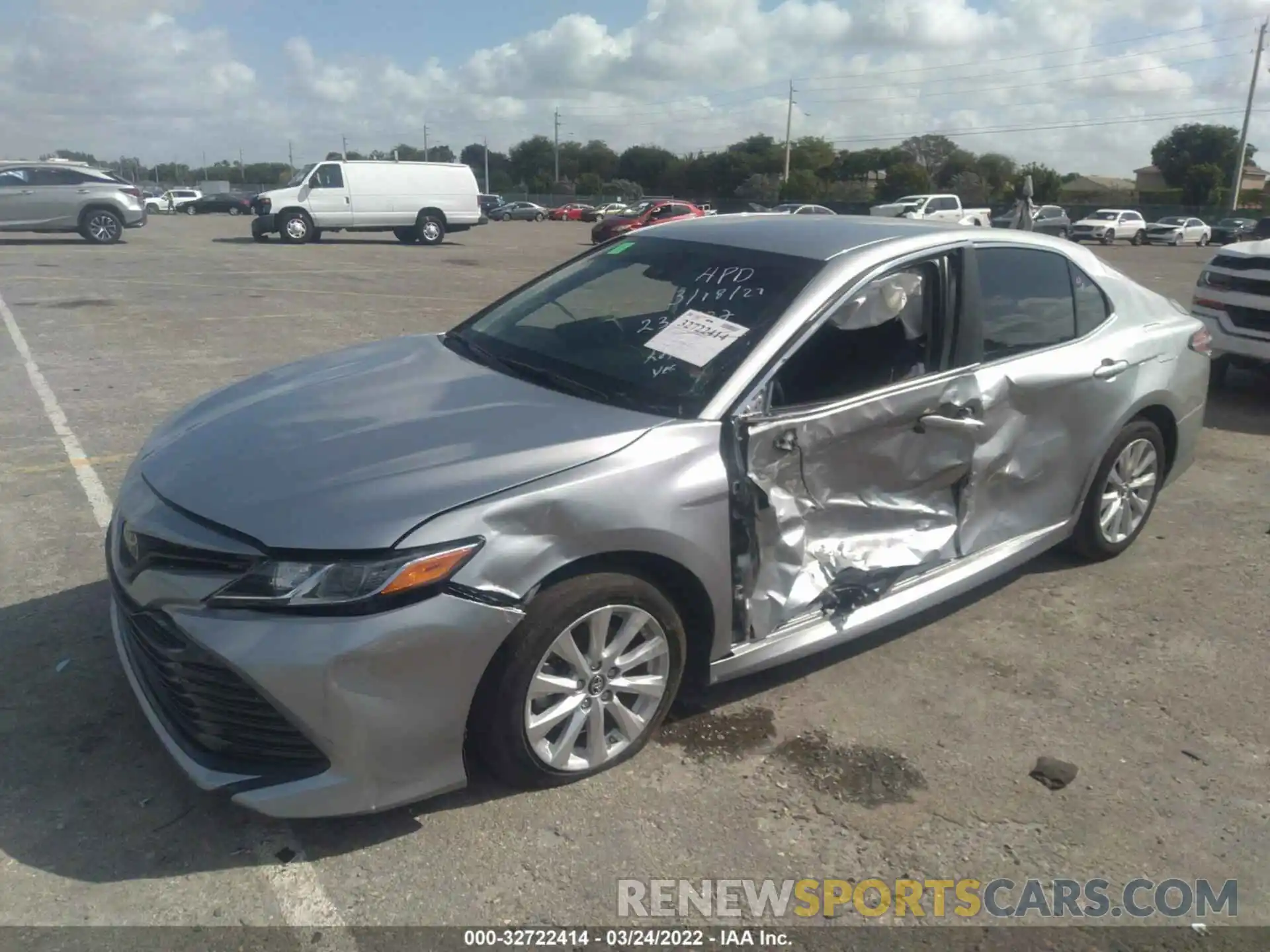 2 Photograph of a damaged car 4T1B11HK5KU236927 TOYOTA CAMRY 2019