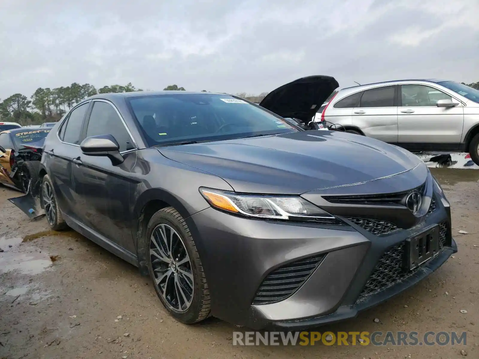 1 Photograph of a damaged car 4T1B11HK5KU237561 TOYOTA CAMRY 2019