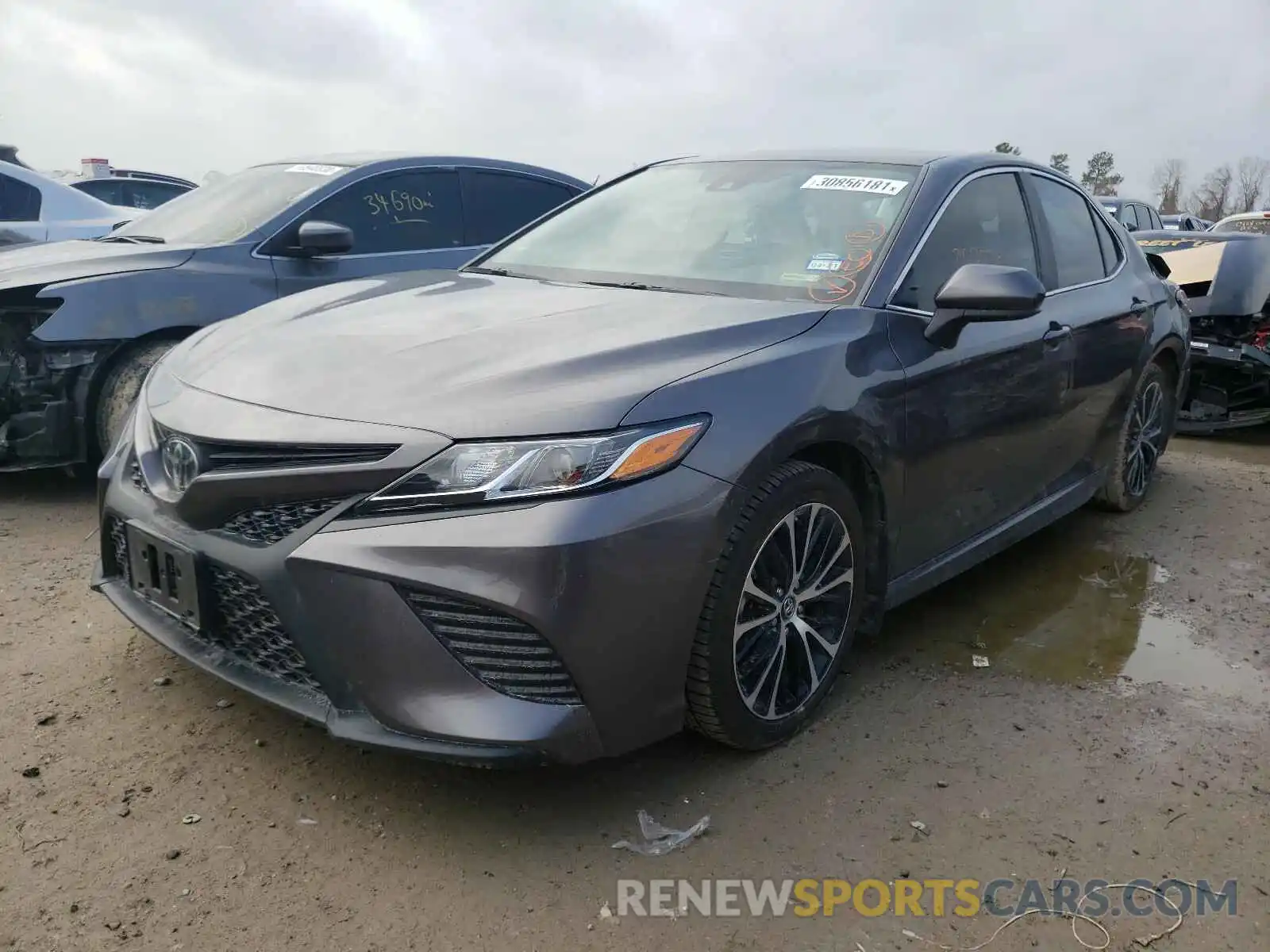 2 Photograph of a damaged car 4T1B11HK5KU237561 TOYOTA CAMRY 2019