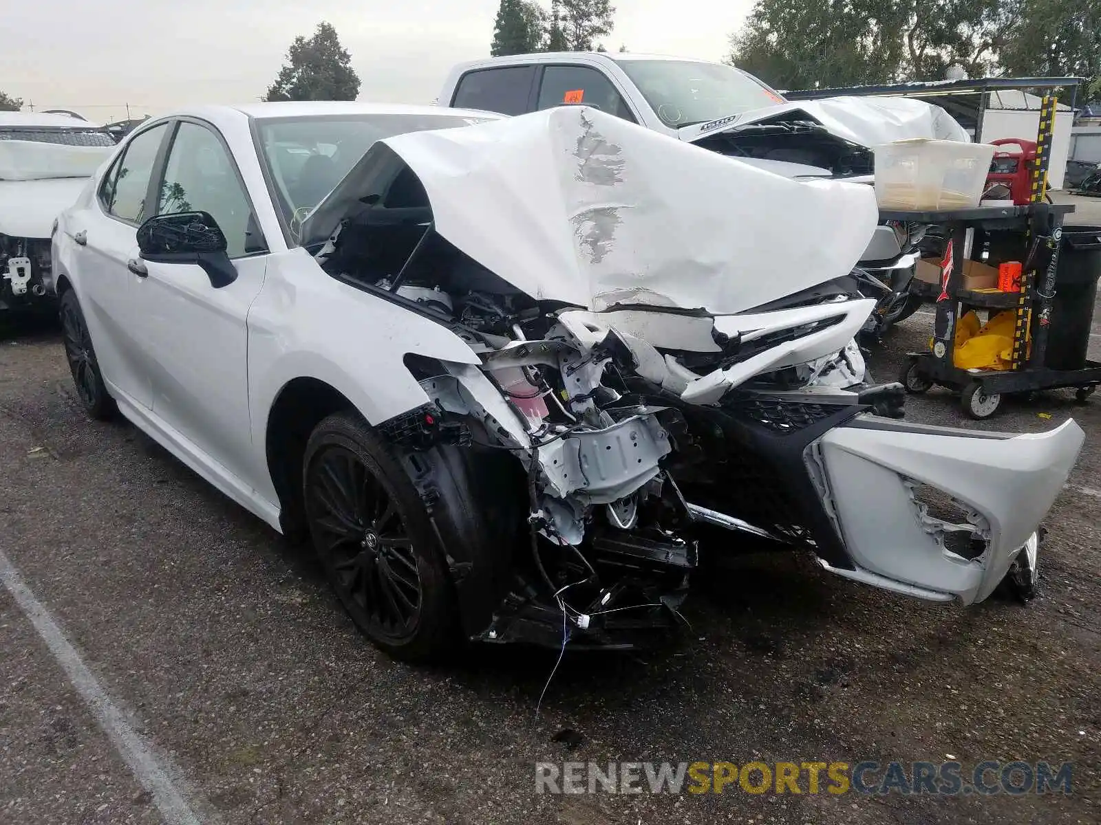 1 Photograph of a damaged car 4T1B11HK5KU237964 TOYOTA CAMRY 2019