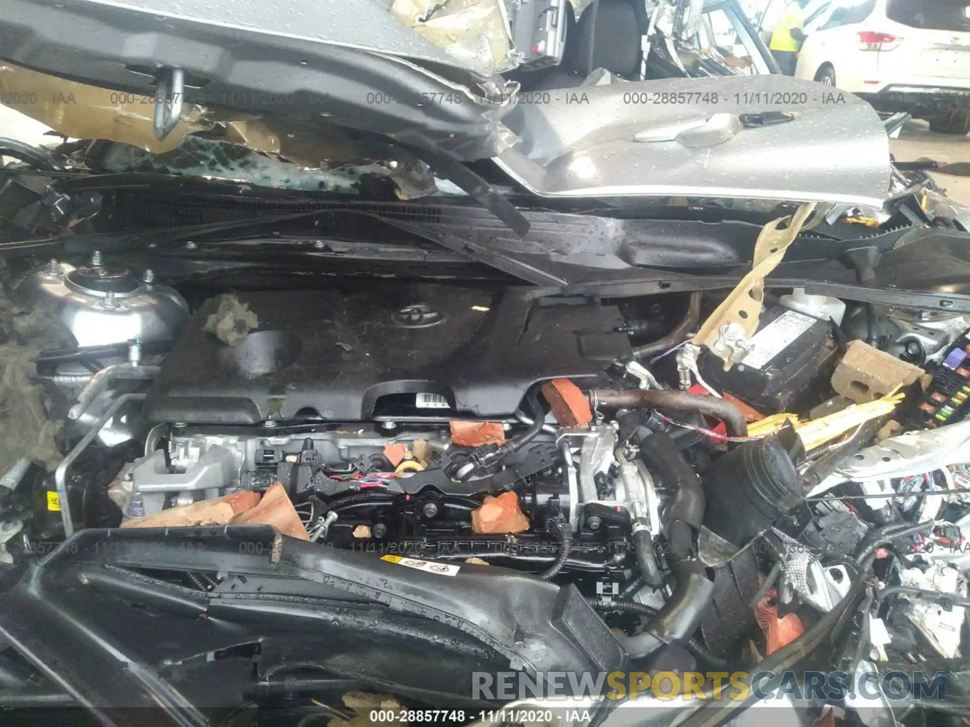 10 Photograph of a damaged car 4T1B11HK5KU240198 TOYOTA CAMRY 2019