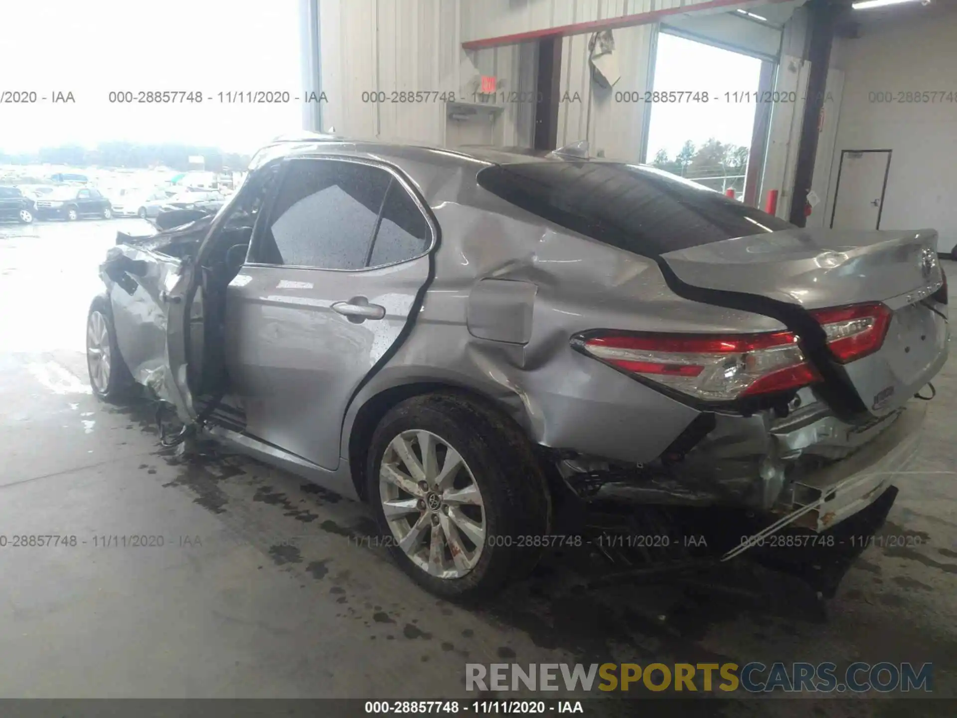 3 Photograph of a damaged car 4T1B11HK5KU240198 TOYOTA CAMRY 2019