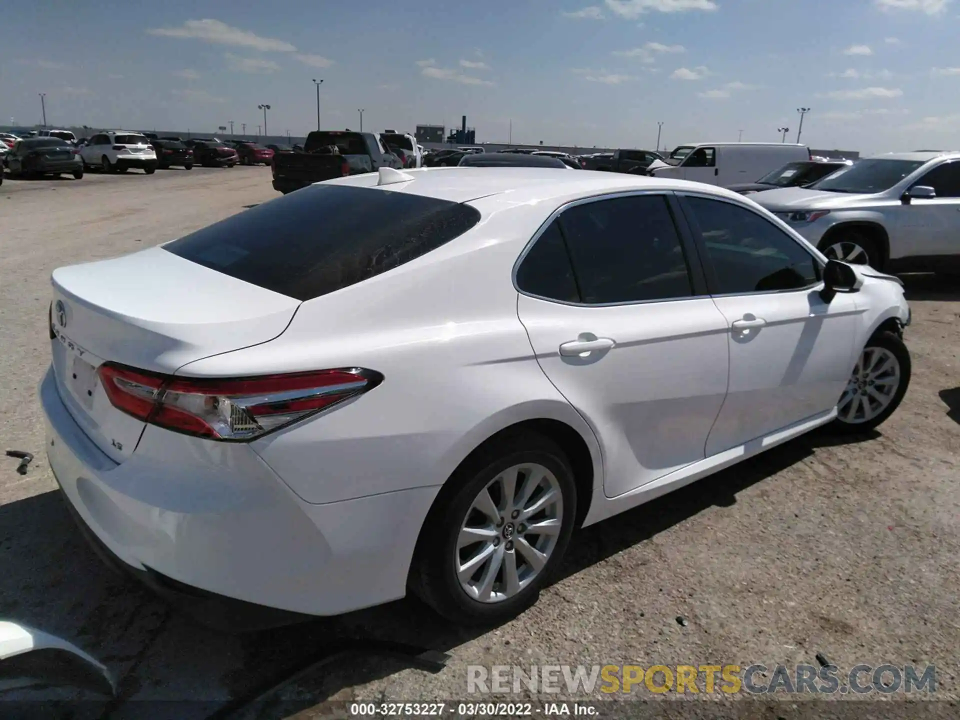 4 Photograph of a damaged car 4T1B11HK5KU241593 TOYOTA CAMRY 2019