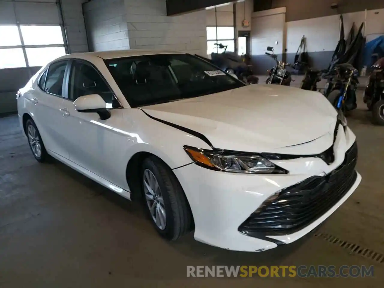 1 Photograph of a damaged car 4T1B11HK5KU242548 TOYOTA CAMRY 2019