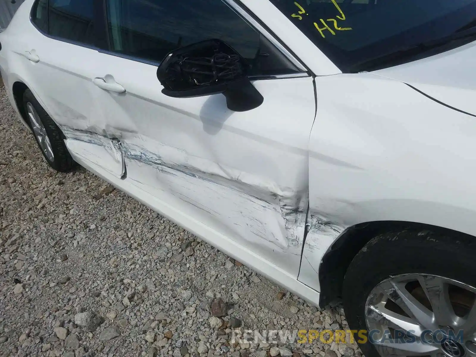 9 Photograph of a damaged car 4T1B11HK5KU242887 TOYOTA CAMRY 2019