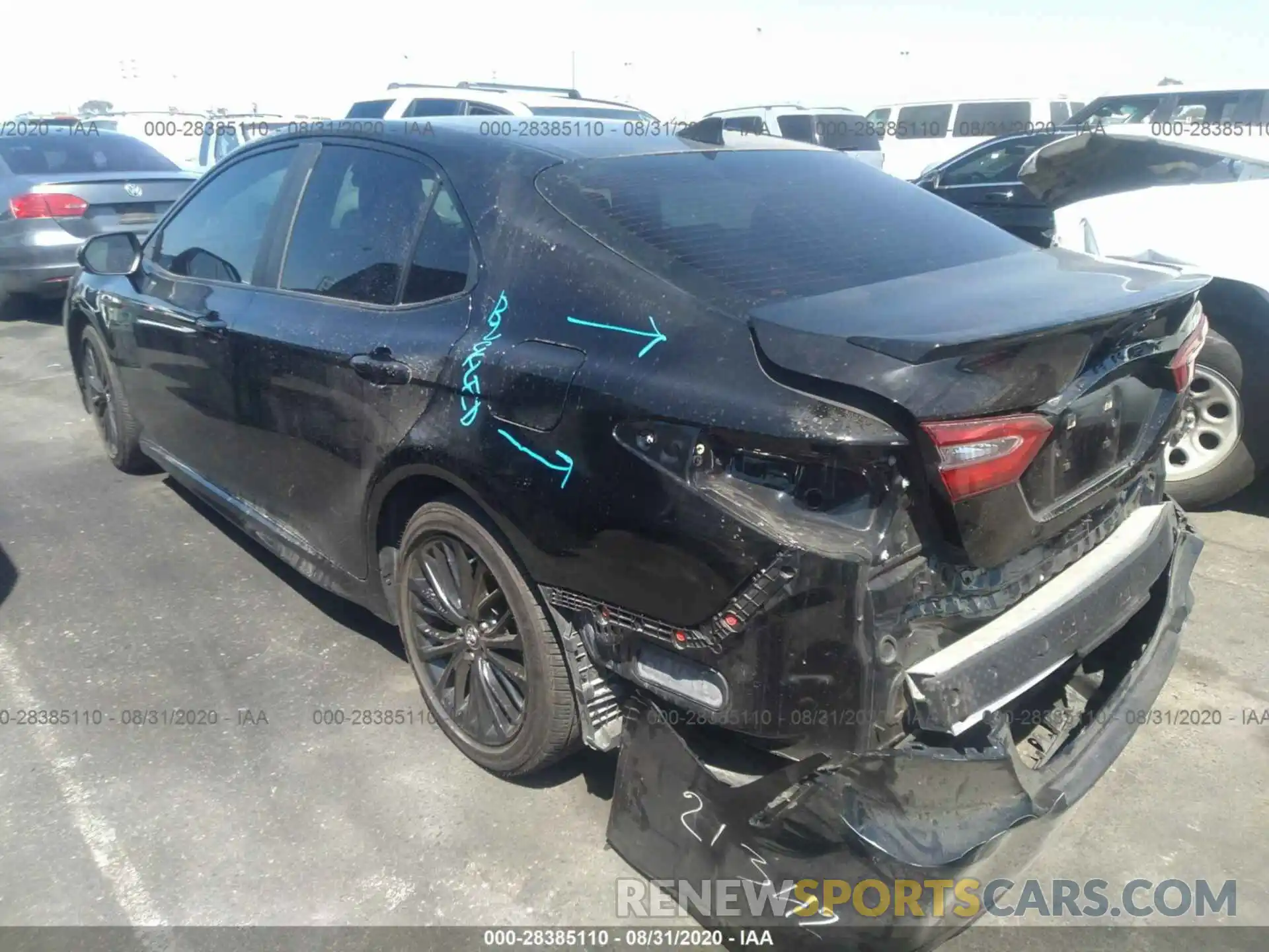 3 Photograph of a damaged car 4T1B11HK5KU243165 TOYOTA CAMRY 2019