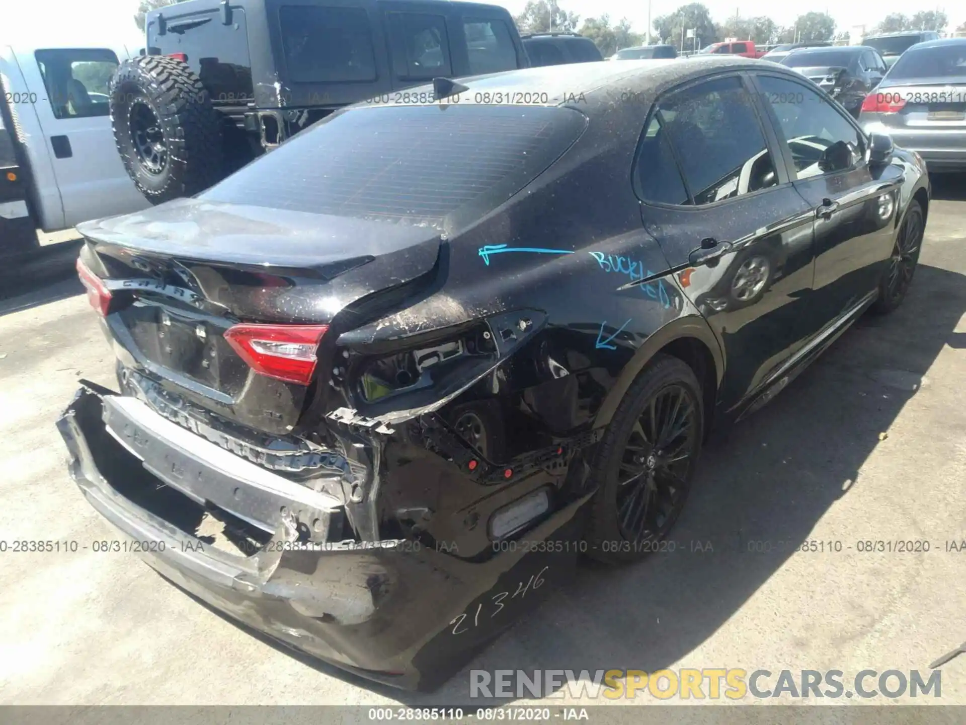 4 Фотография поврежденного автомобиля 4T1B11HK5KU243165 TOYOTA CAMRY 2019