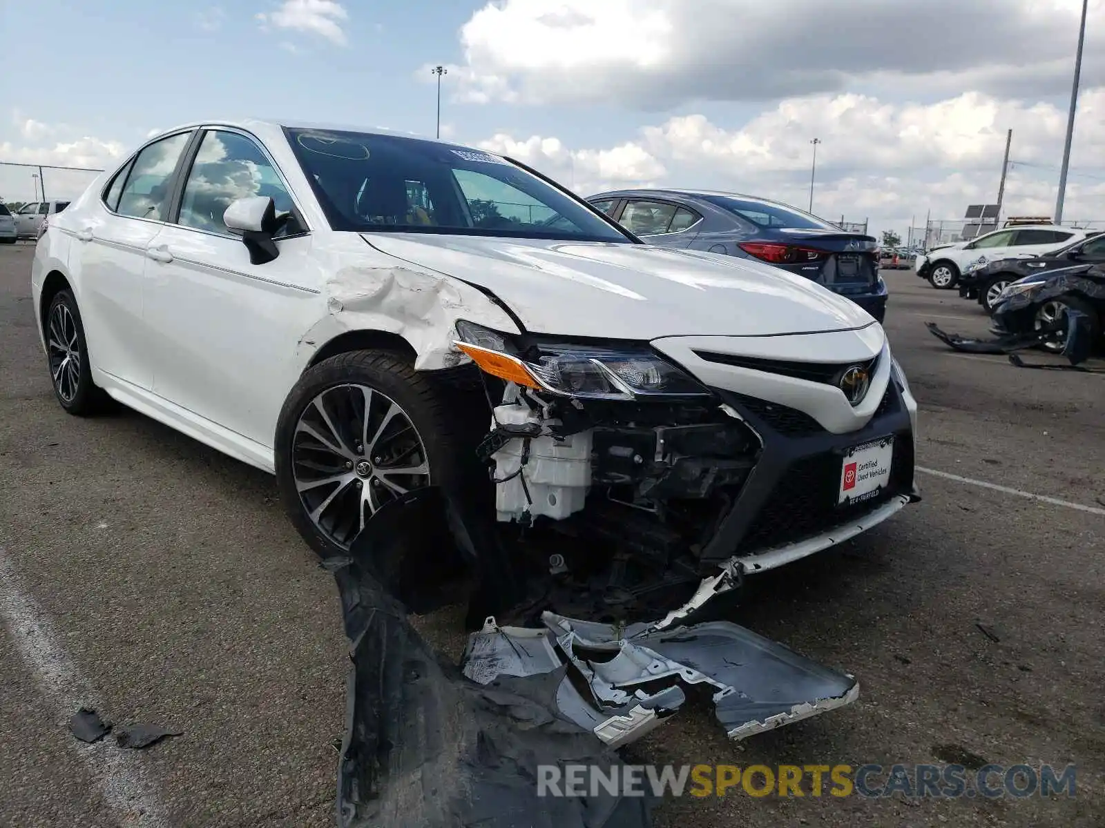 1 Photograph of a damaged car 4T1B11HK5KU245885 TOYOTA CAMRY 2019