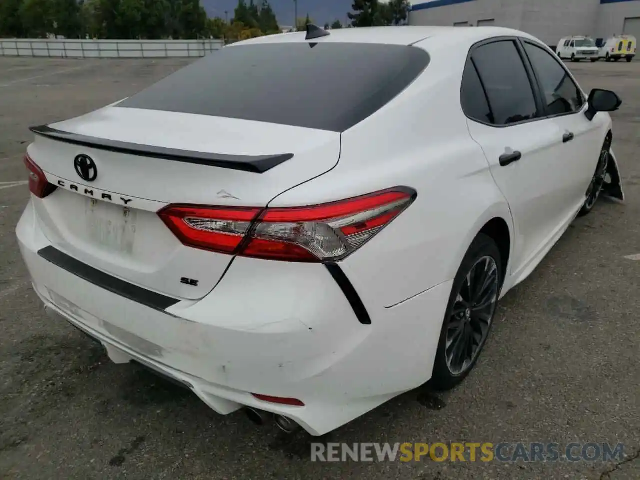 4 Photograph of a damaged car 4T1B11HK5KU247345 TOYOTA CAMRY 2019