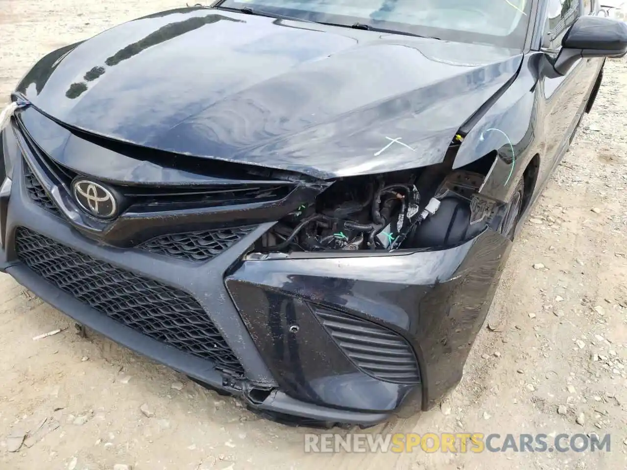 9 Photograph of a damaged car 4T1B11HK5KU248222 TOYOTA CAMRY 2019