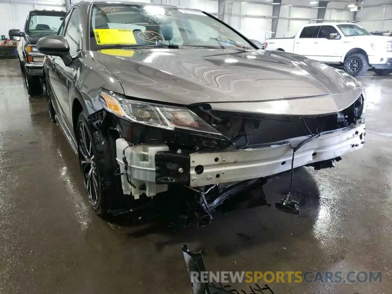 9 Photograph of a damaged car 4T1B11HK5KU248771 TOYOTA CAMRY 2019