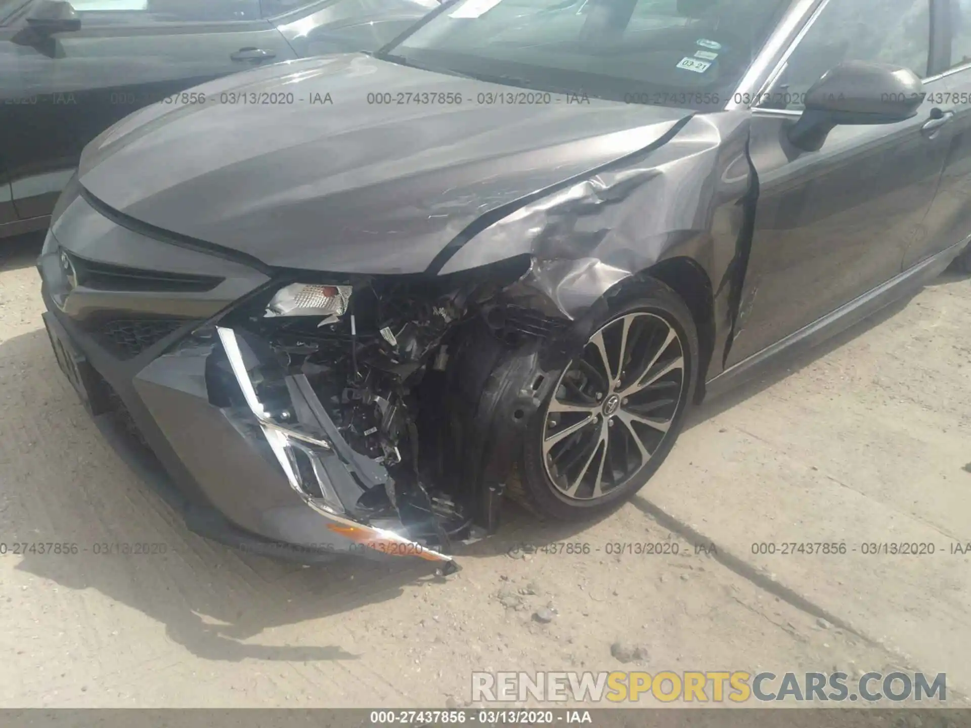 6 Photograph of a damaged car 4T1B11HK5KU248799 TOYOTA CAMRY 2019