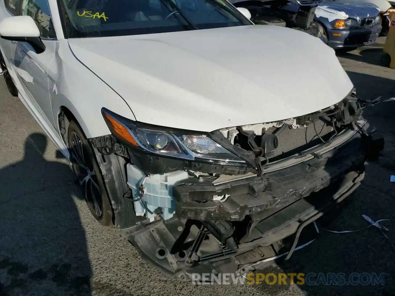 9 Photograph of a damaged car 4T1B11HK5KU249239 TOYOTA CAMRY 2019