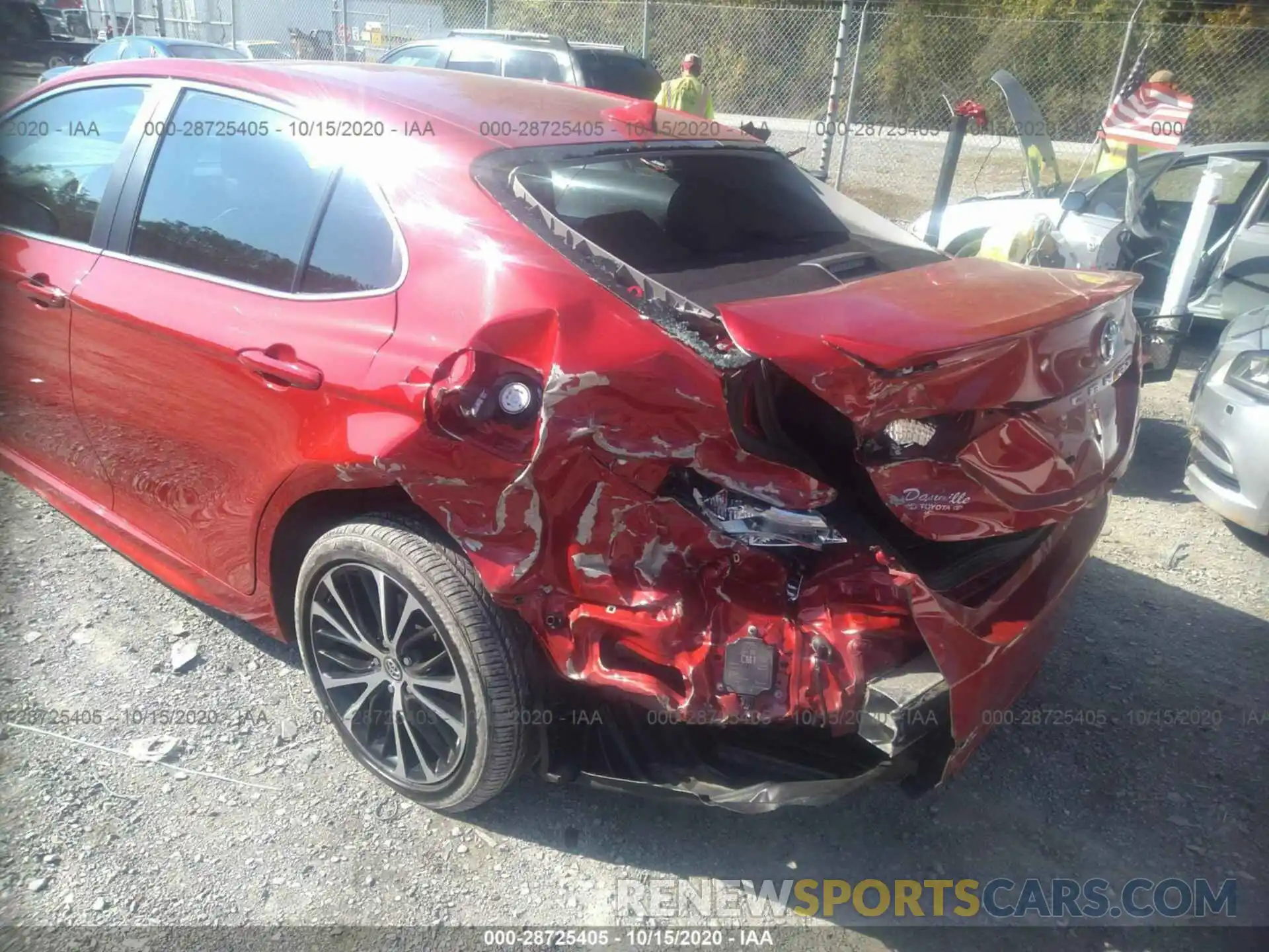 6 Photograph of a damaged car 4T1B11HK5KU249306 TOYOTA CAMRY 2019